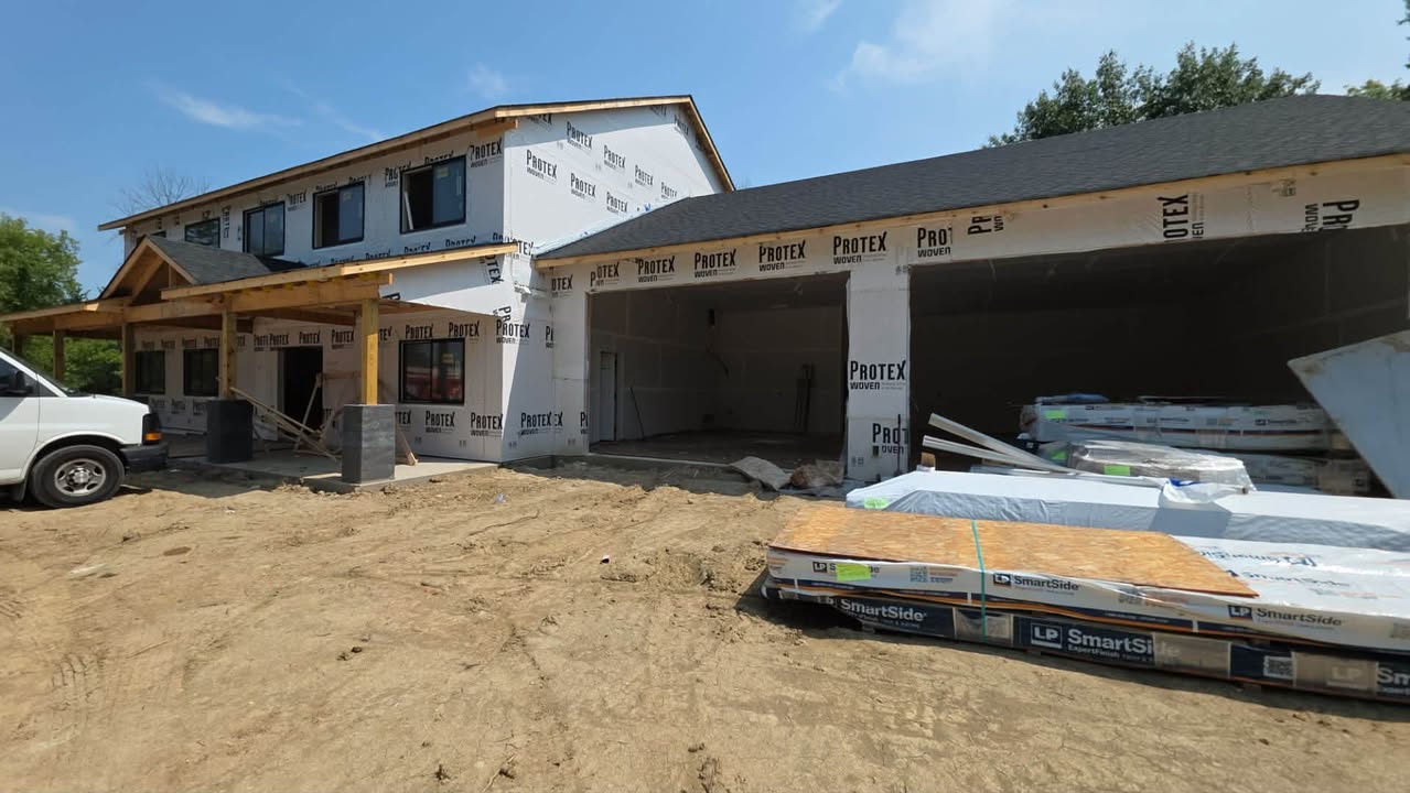 🏠 NEW CONSTRUCTION STARTING TODAY! 🏠

We’re kicking off a new construction home in Medina, Minnesota today!

This project will feature LP Products siding along with aluminum soffit and fascia for a clean, durable exterior built to last. 💪

We’re excited to see this one come together!

📍 Medina, MN
🏠 LP Products
🔨 Aluminum Soffit & Fascia
✅ Licensed & Insured
📋 MN BC License #BC721304

Discount Siding & Roofing, Inc.
📞 763-477-2861
🌐 www.discountsidingandroofing.com

#DiscountSidingAndRoofing #LPSmartSide #LPProducts #MedinaMN #MinnesotaConstruction #NewConstruction #SidingContractor #SoffitAndFascia #MinnesotaContractor