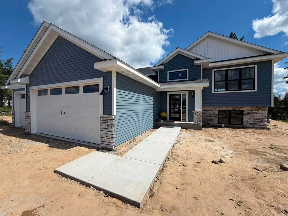 🏠 Two More New Construction Homes Complete! 🔨

We recently wrapped up the roofing and siding on two new construction homes for Premier Custom Homes — one in Grand Rapids, MN and another in Breezy Point, MN!

We appreciate Premier Custom Homes trusting Discount Siding & Roofing with another couple of projects. We’re proud to help bring these beautiful new homes across the finish line! 💪

📍 Grand Rapids, MN
📍 Breezy Point, MN

Discount Siding & Roofing, Inc.
📞 763-477-2861
🌐 www.discountsidingandroofing.com
ABC Supply Co. Inc.
GAF - Roofing
Norandex
LP Building Solutions for Homeowners
LP Building Solutions for Professionals
Premier Custom Homes