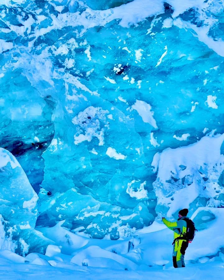 I think I may have found the source of inspiration for 509 inc new glacier colourway! 

📸: farewell_cubicle 

#509ambassador #kickofftowinter509 #glaciar