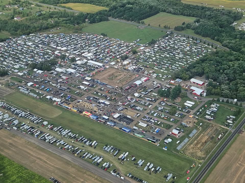 This view will never get old!!!!

#iykyk 
Hay Days Grass Drags