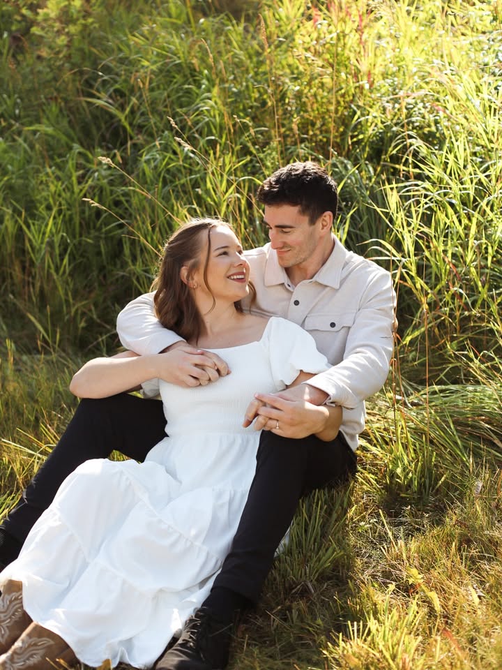 Linnea + Marshall 🤍

I had so much fun capturing some dreamy morning moments with these two for their engagement session and I cannot wait to see what the future holds for them!✨