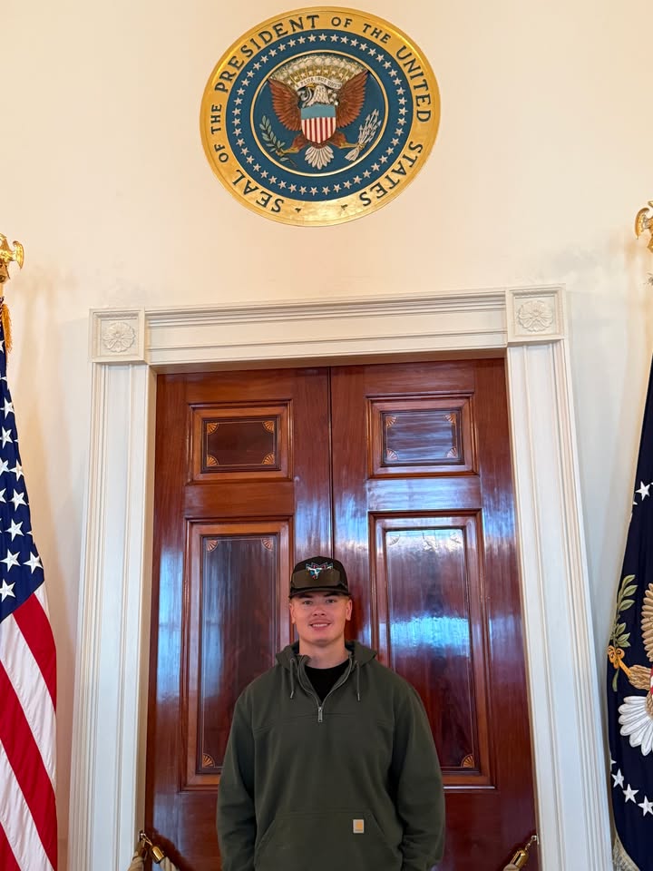 Julian Leichtenberg07 updated their profile picture.