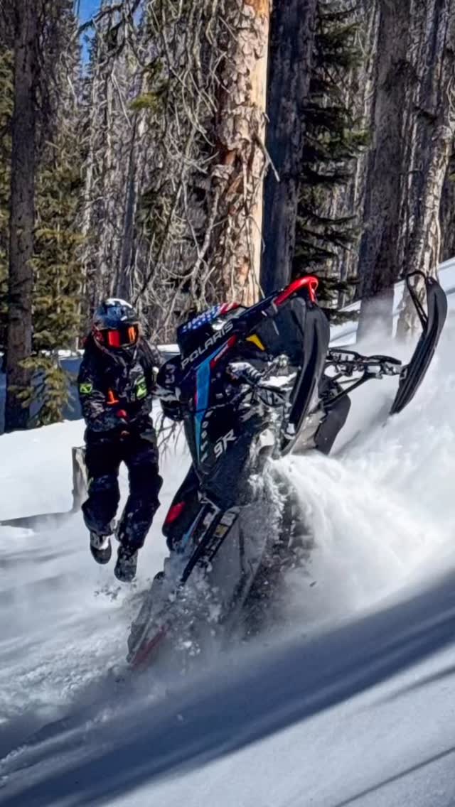 HayDays coming up this weekend🙌🏻 Time to officially kickoff winter❄️

Looking forward to seeing everyone there. Stop by the Polaris Snowmobiles booth Saturday at 1 pm for Team Polaris posters and autographs. LET’S GOOOOOOO!