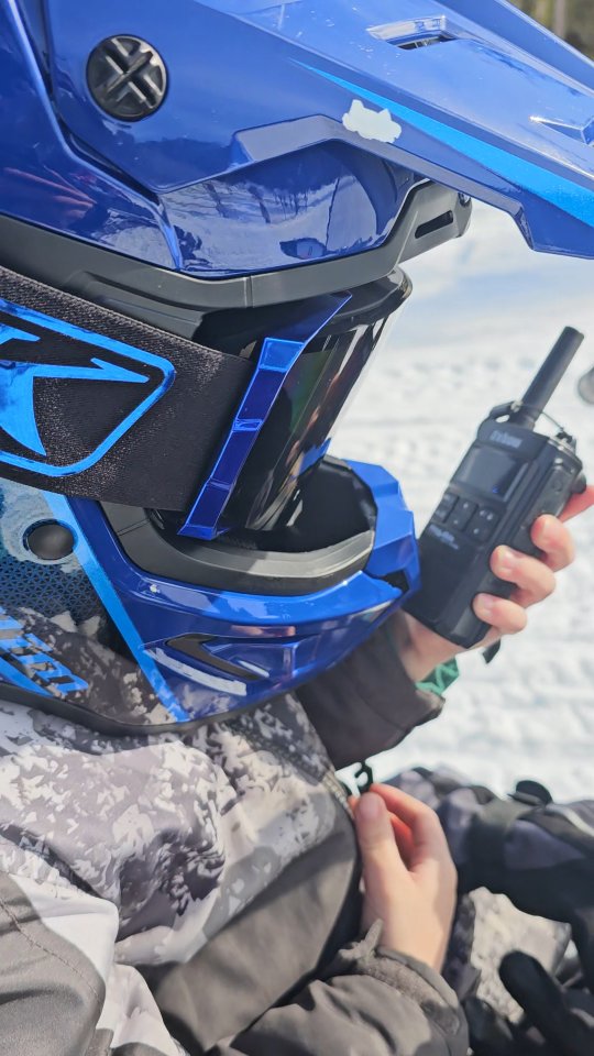 Teaching good communication early in this @oxbowgear home!

Coming in handy when locating @gballs440 when he ski toured from Strawberry Creek to @boxylodgewy! 

#OxbowGear
#JourneyFarther
#OxbowAthlete