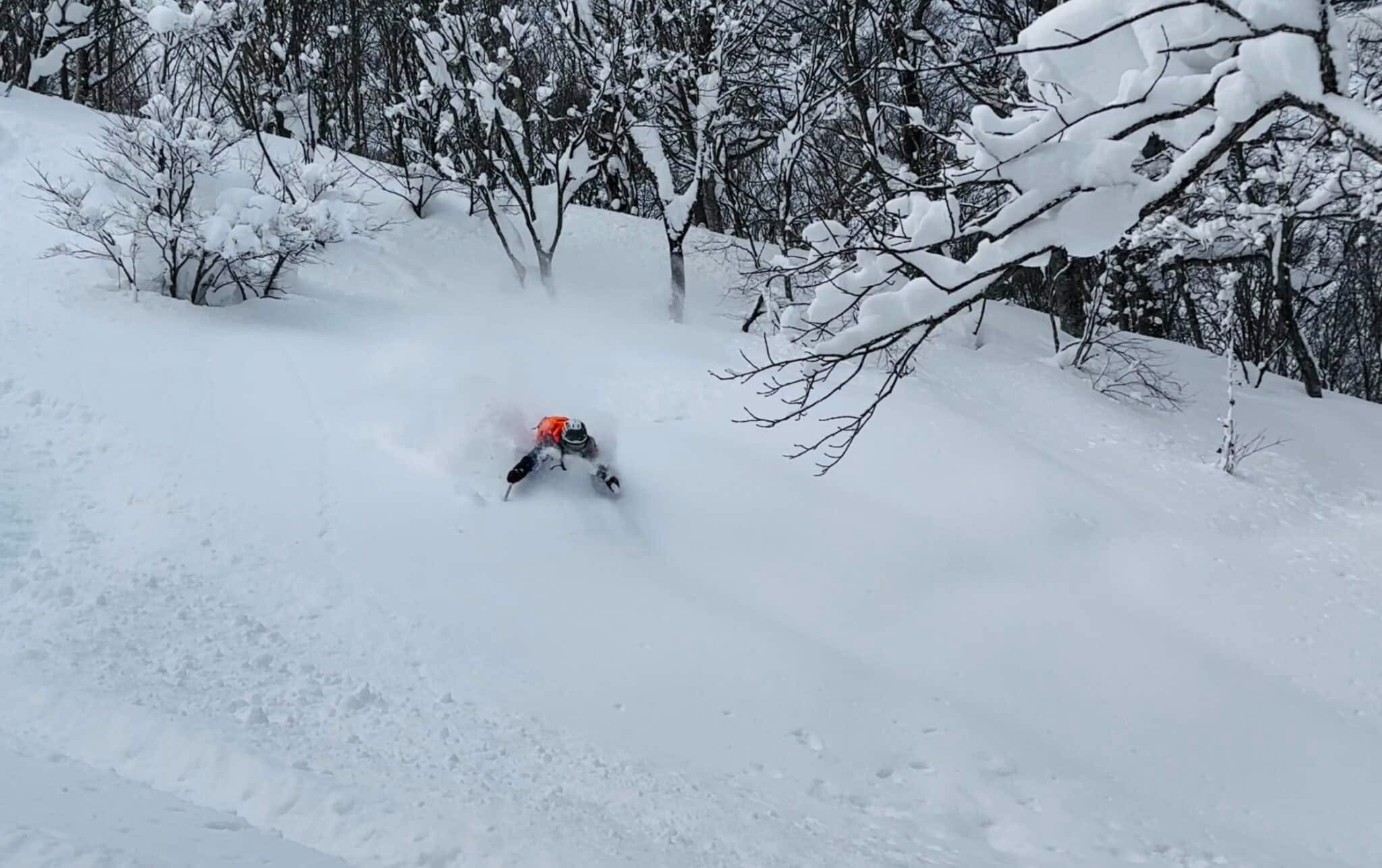 https://unofficialnetworks.com/2026/07/13/a-strong-el-nino-could-bury-these-7-ski-resorts-in-snow-this-winter/?fbclid=IwdGRjcATJKv5jbGNrBMkqsWV4dG4DYWVtAjExAHNydGMGYXBwX2lkDDM1MDY4NTUzMTcyOAABHnX-Pkz9jVFWKcM7qajBwXvjK4Vu8c1iod9grPvSiFA0zqSM8latF8obwKNX_aem_6_SS3RIg-mUox5PcyB923Q