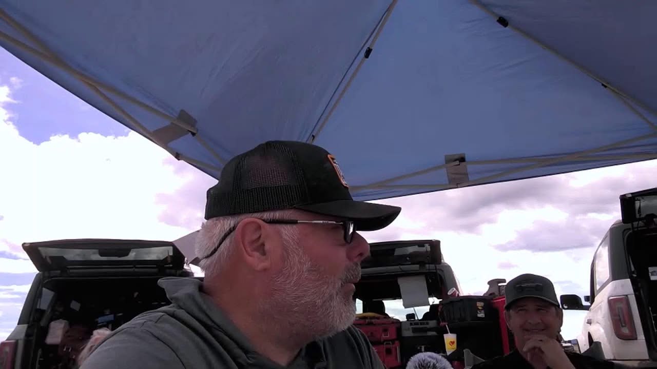 We are LIVE at Supercel West in Colorado! Join us on YouTube. 
#broncodrivermagazine
#supercelwest
#arkansasbroncos