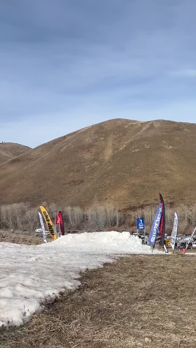 Past two weekends at @soldiermountain have been awesome. Was able to gather up a couple of top 10s and a sunburn. Big thanks to all the sponsors 

@flyracing.snow 
@tempestoptics 
@churchillequipment.co 
@snow4shover 
@scsunlimited 
@summitmotorsports406 
@leephayand_grain 
@iceageperformance 
@sledsend