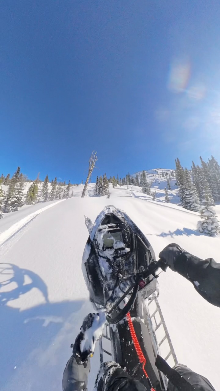 I really wish I was doing this today… nothing technical at all in this video but dang these @carls_cycle_sales 900 boosts are fast
