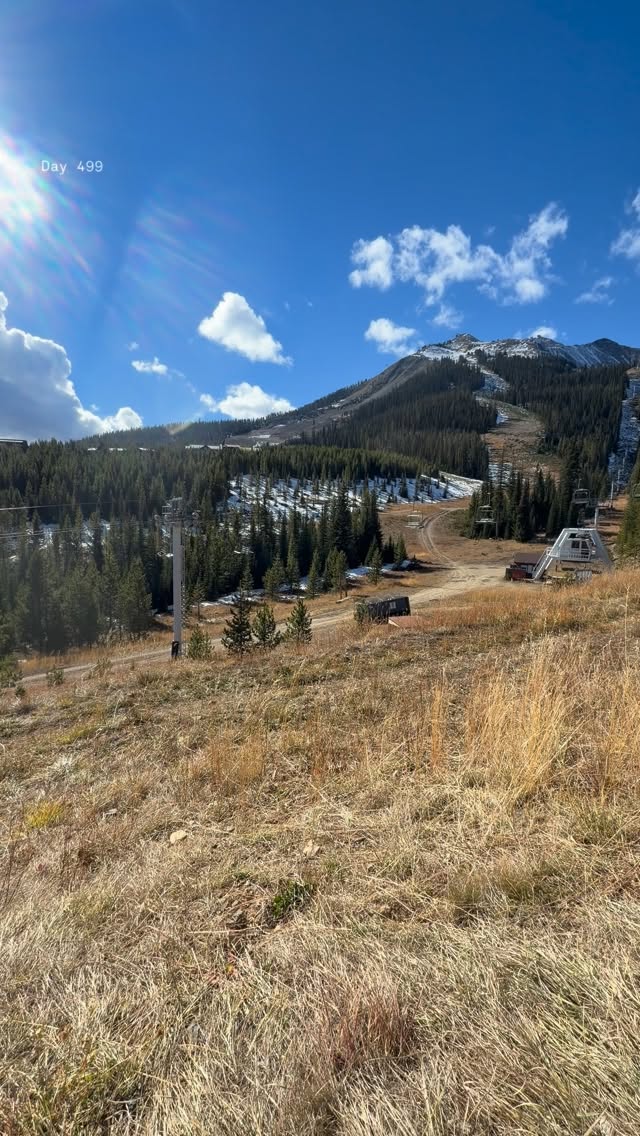 #honestsnowreport for Wednesday 21st October. It’s been warm again - bunch of snow vanished during the last couple days. Weather inbound though! 
#bigsky #bigskyresort #winter #moonlight