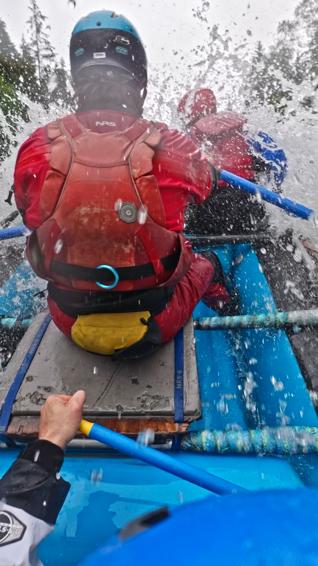 Rowdy time with the boys on 6 mile! Thx @nova.alaska.guides 

@gabesmith99577 
@hendersonconnor