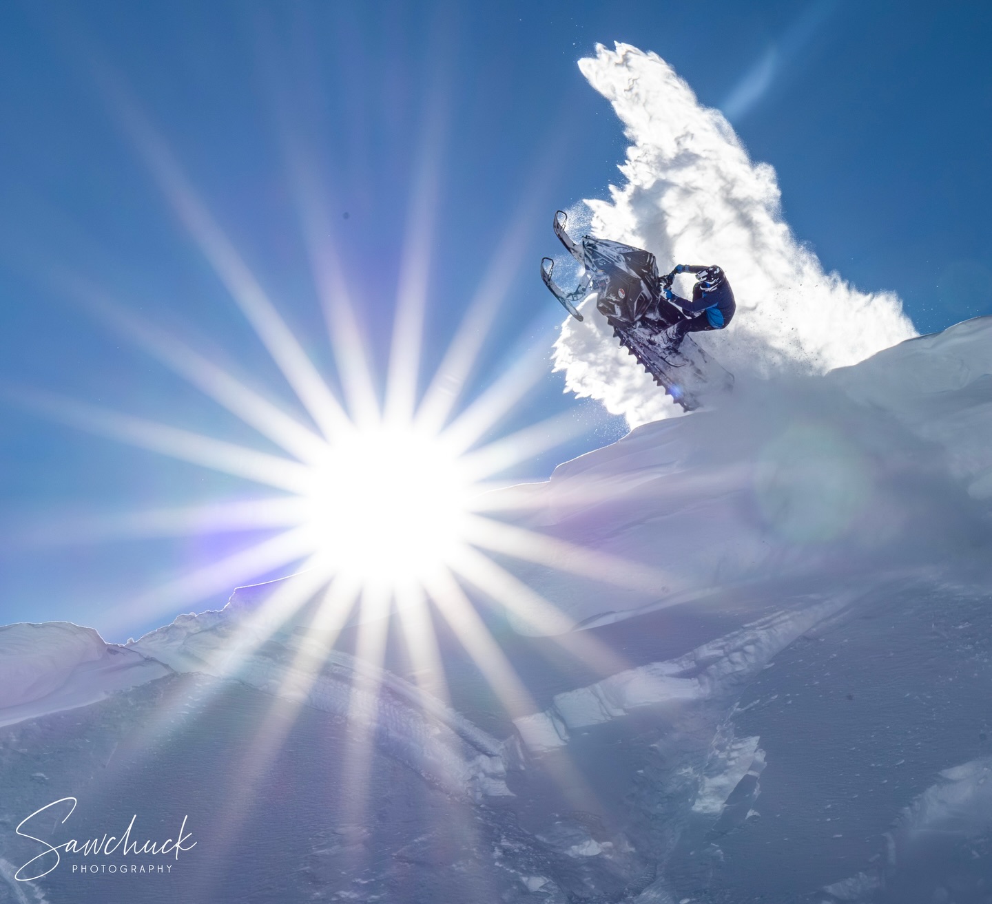 Best day of the year in Whistler this week. Hard to beat full blue bird pow. 🛷 @ride_whistler