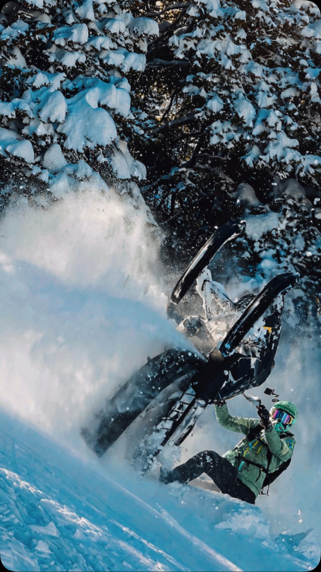 One day closer to Winter 🤘🏻 @polarissnow @klim @cheetah_snow @skinz_protective_gear @sledusa @raptorshocks @oxbowgear @duradeck @letsrideadventures @highmarkairbags @ggb_exhaust @stuckhappensco @deviantink