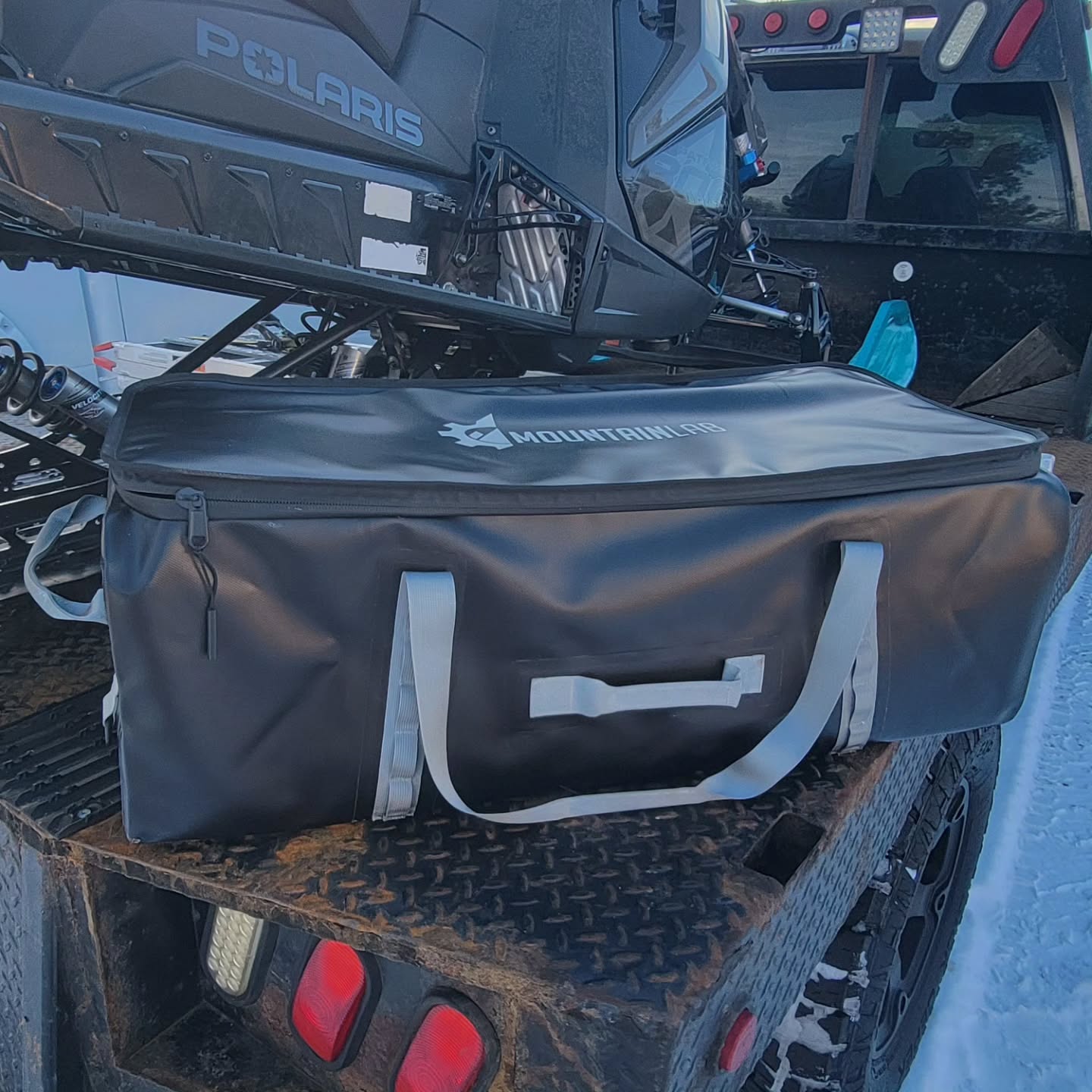 Are you like me always forgetting things? If so you need to get your self a  @mountainlabgear  gear trunk. This bag is big enough to fit everything. #mountainlab #roamfree #outdoors