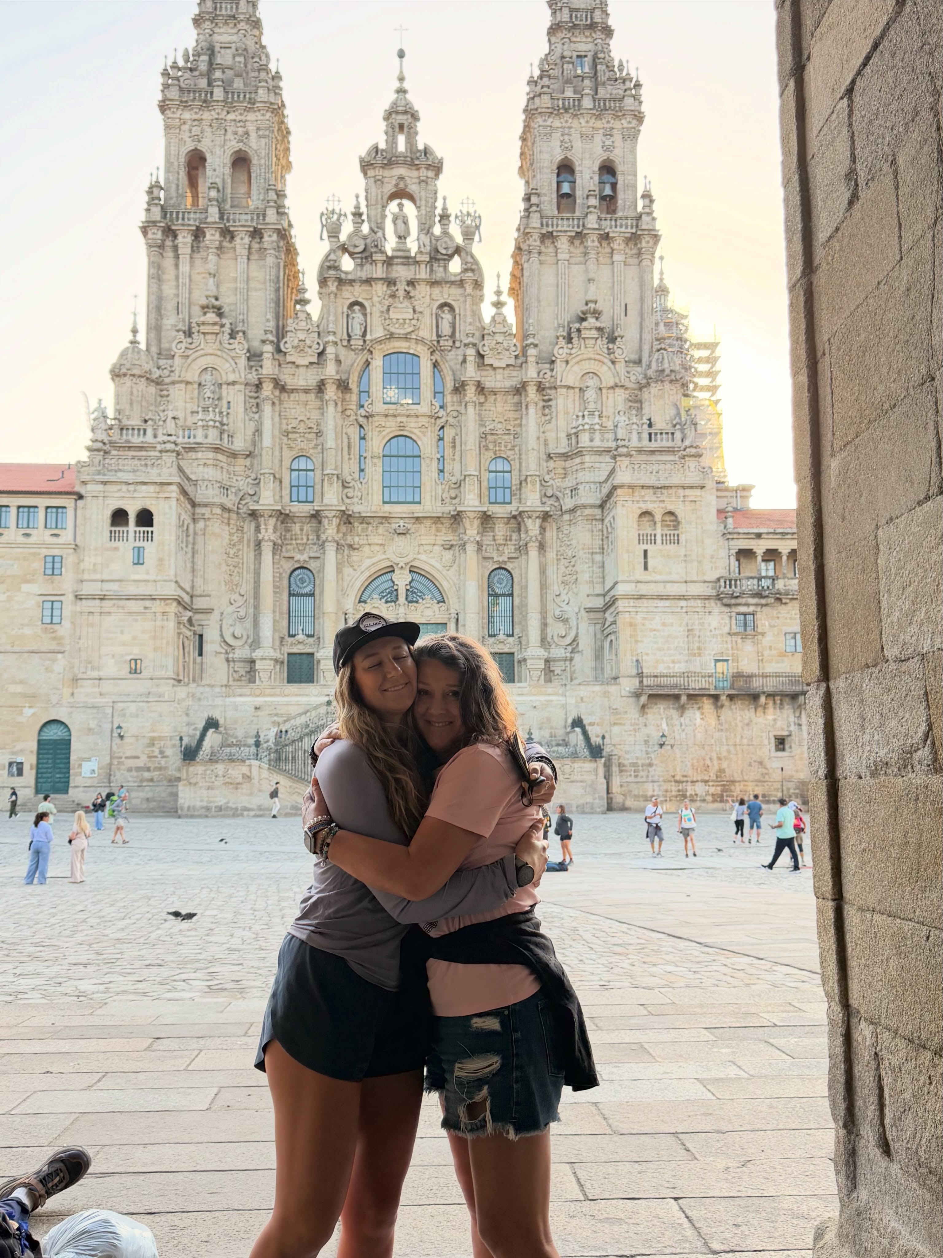 my mom said “let’s walk across Spain” so obviously I said yes 

#buencamino