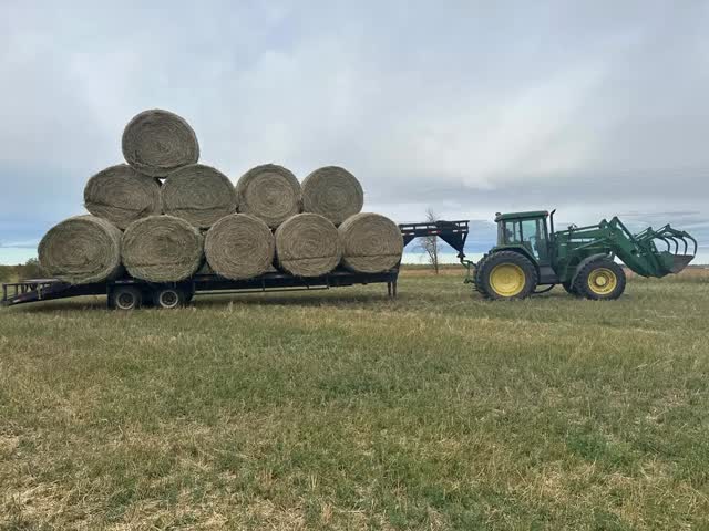 Have bales ! Will deliver! Coming July 2026! Dm to order hay