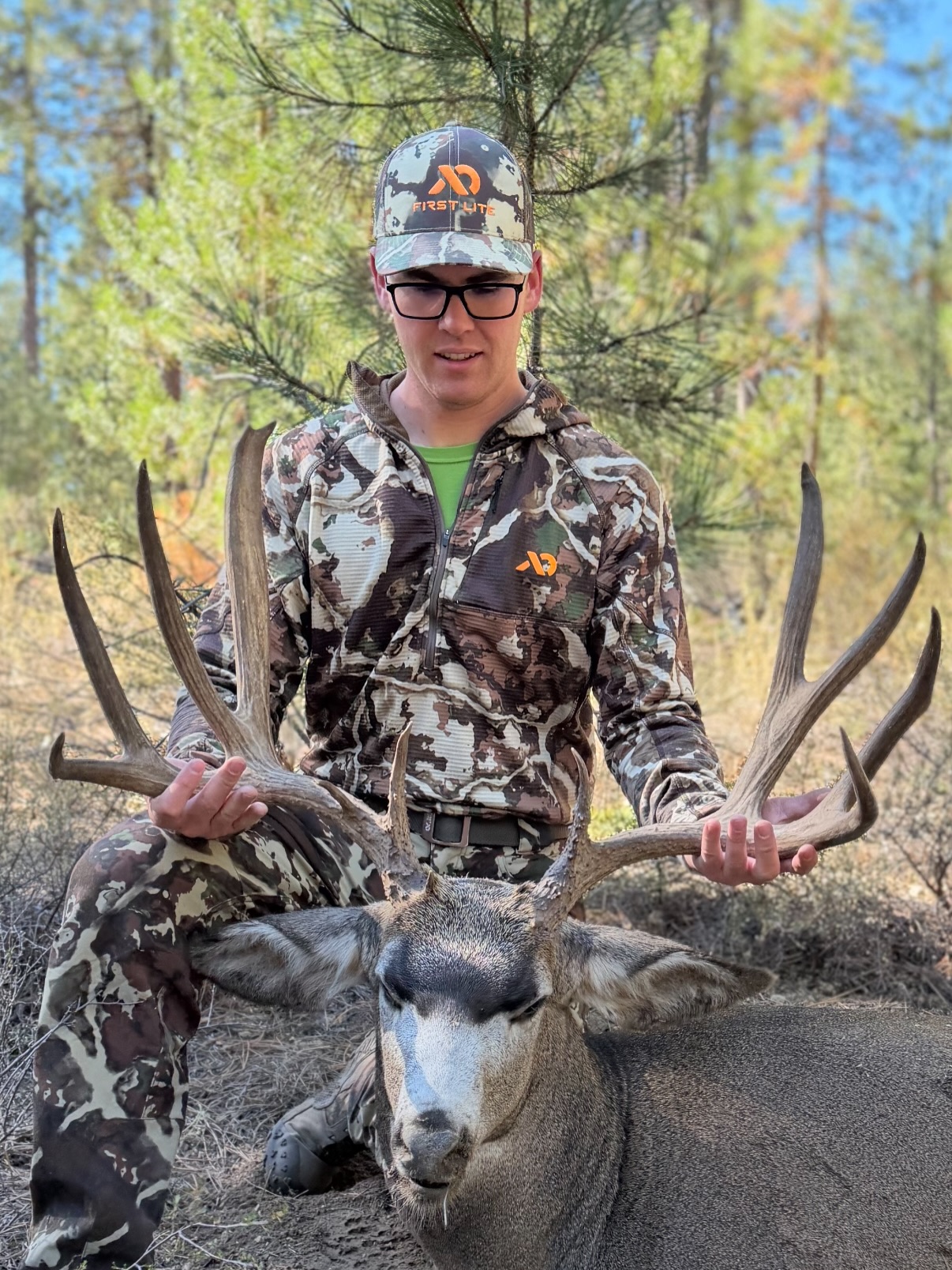 It is a HUGE honor and blessing to take this beast of a buck! This deer is beyond my dreams and I’m so stoked on my first 4 point being 31.5” wide 🤯🙏🏼 I’m so grateful for this experience to have taken place alongside my close family and friends!! 

#publicland #muledeer #oregonhunting

Holding a gold bar ⬆️

Admiring the gold bar ✅

Jared & Korbyn. Circa 2026. Prepping for a long winter.

Grandpa Glen and I. He’s 74 and a cancer survivor, still hikes like a mule putting in miles through brush and timber. I hope to be half has tough as him. He was so damn ecstatic!

Grandpa Glen has taught me so much over the years and has helped me build experience for deer hunting.

@womanonsnow  My cool mom and I celebrating! Whoop whoop

Beautiful, strong, mature animal. He deserves much respect 🙌🏼

Dad and I holding up the first buck brought back to the family property. Going to hold the record for biggest for quite a while …!

Grandpas game cart making the pack out much easier