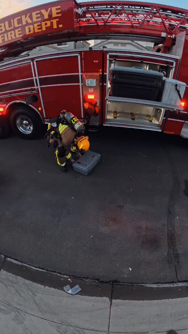 @buckeyeazfirehouse707 @buckeyeazfire and @buckeyeazpd responding to yet another house fire. They prevented serious damage to the house with a fast response time. Officer Kay really was a key player in controlling traffic to get fire in fast. 

#buckeye #police #fire