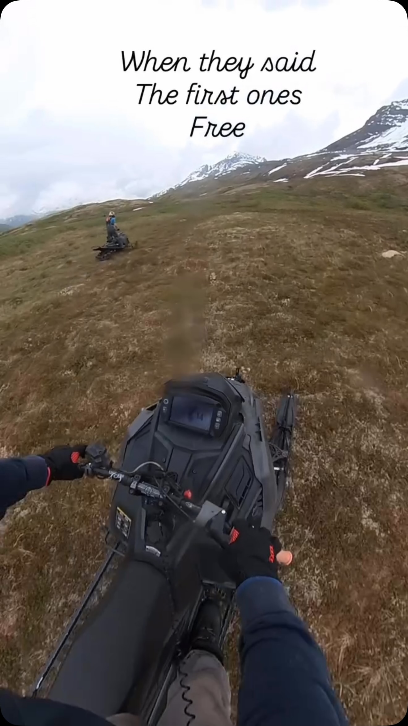 @darrenyukon 
•
#jssleddinfilms #snowmobile #snowmobilevideos #snowmobilelife #backcountrysnowmobiling