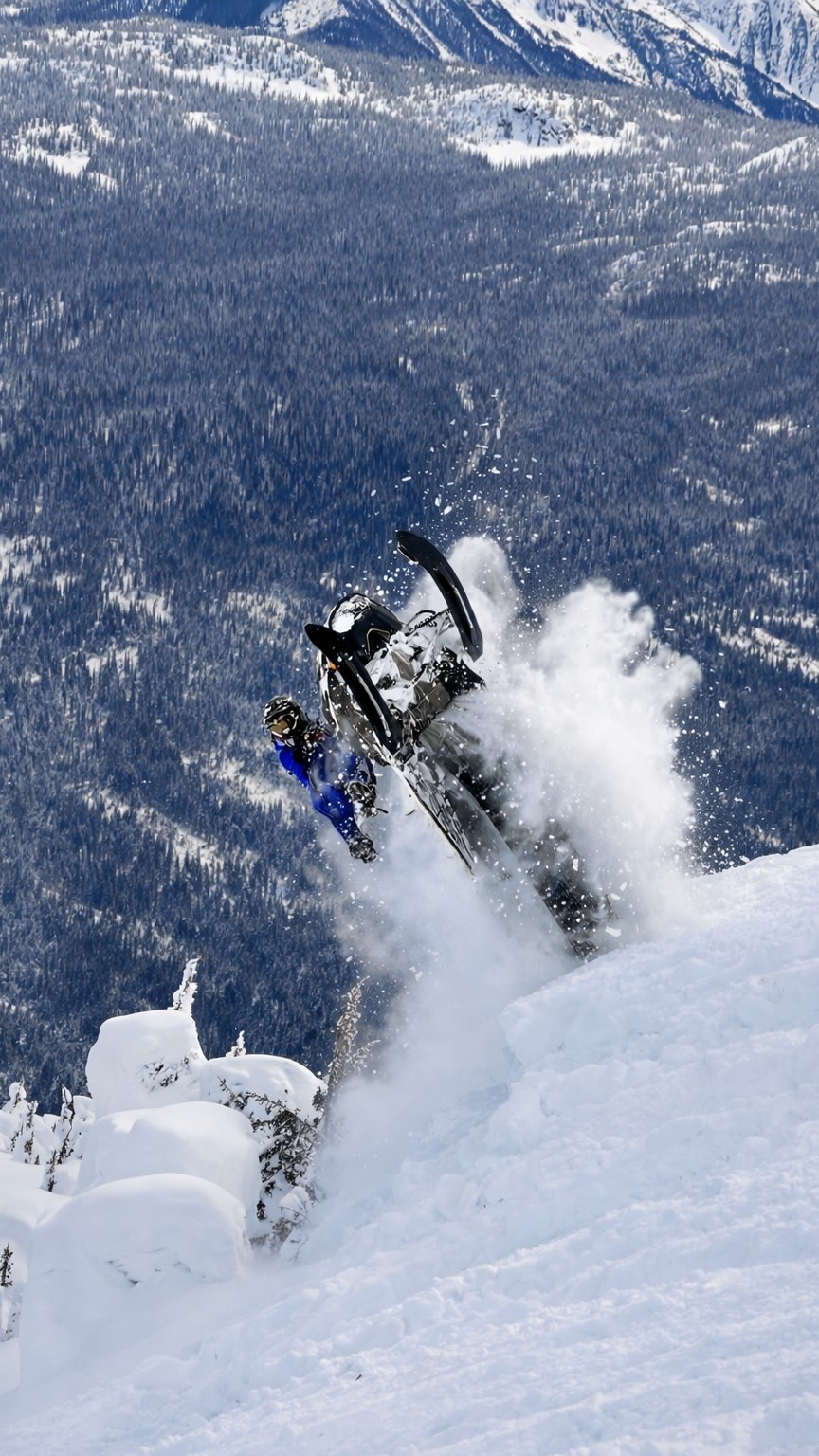 Another reset 
.
.
@sully_benson744 @cheetah_snow @jawsperformanceltd @zbroz_racing @oxbowgear @revived_powersports @revelstokesnowmobileclub 
#sleds #revy #revelstoke #skidoo