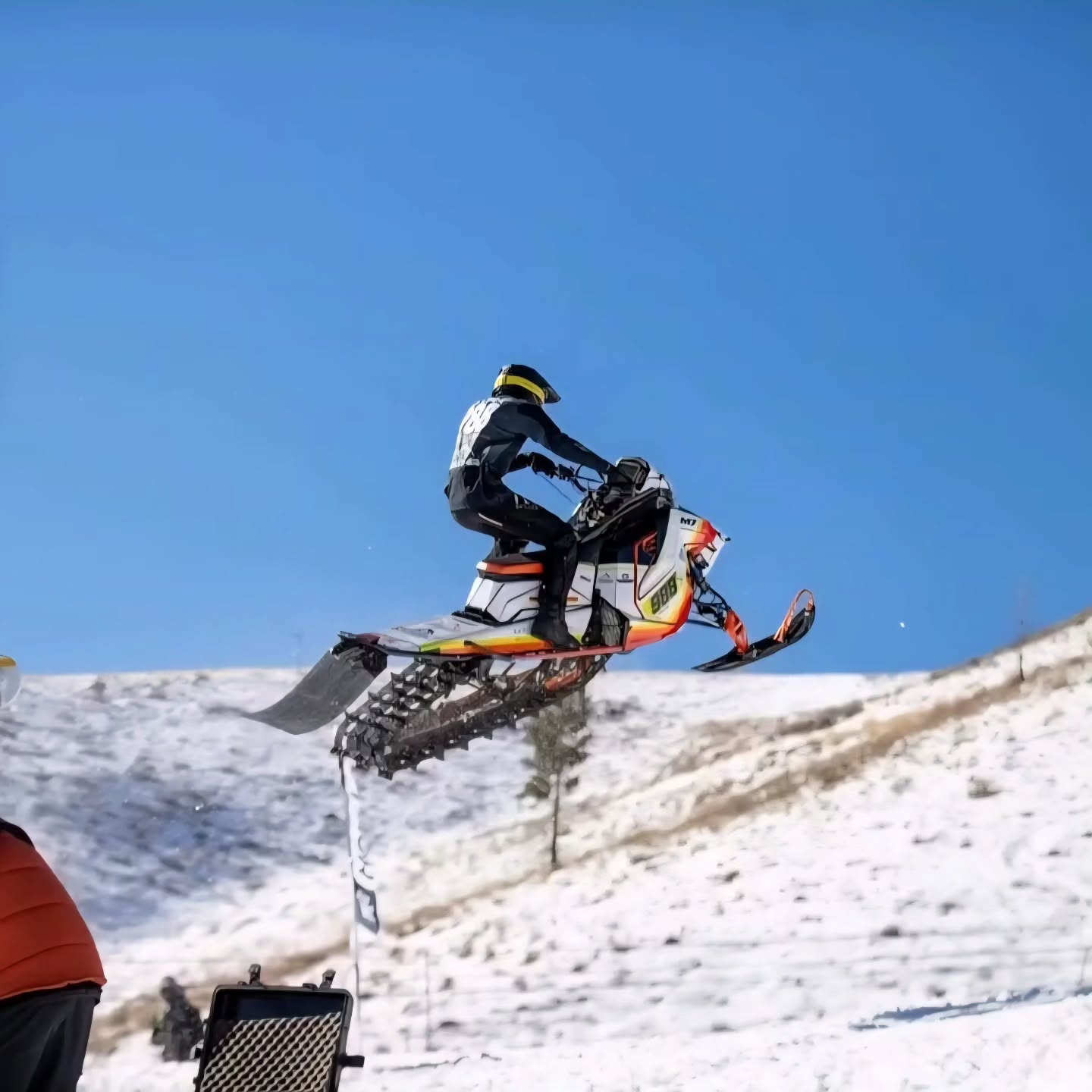 @soldiermountain 2 was another awesome weekend. Huge thanks to @racermsha for putting on a great event despite the low snow and warm temps.

With no qualifying this round, I couldn’t quite put together the pass I needed for a podium. That said, we’re getting the sled closer to where it needs to be every weekend and the progress is showing.

Big thanks to everyone who helps make it possible:
@onxoffroad
@summitatr
@tempestoptics
@rsiracing
@m7_designs
@polarissnow
#polarissnow #snowmobileracing #hillclimb #snowmobile #sledlife