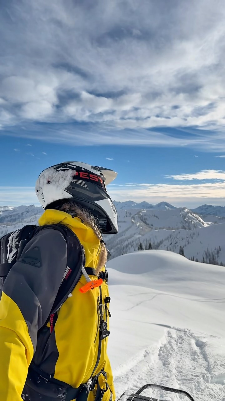 Our pre-scheduled courses are now LIVE! 

Check out the dates and book your spot at soulrides.ca

#geteducated #sledlifestyle #avalanchesafety #sledgang #snowmobilegirls