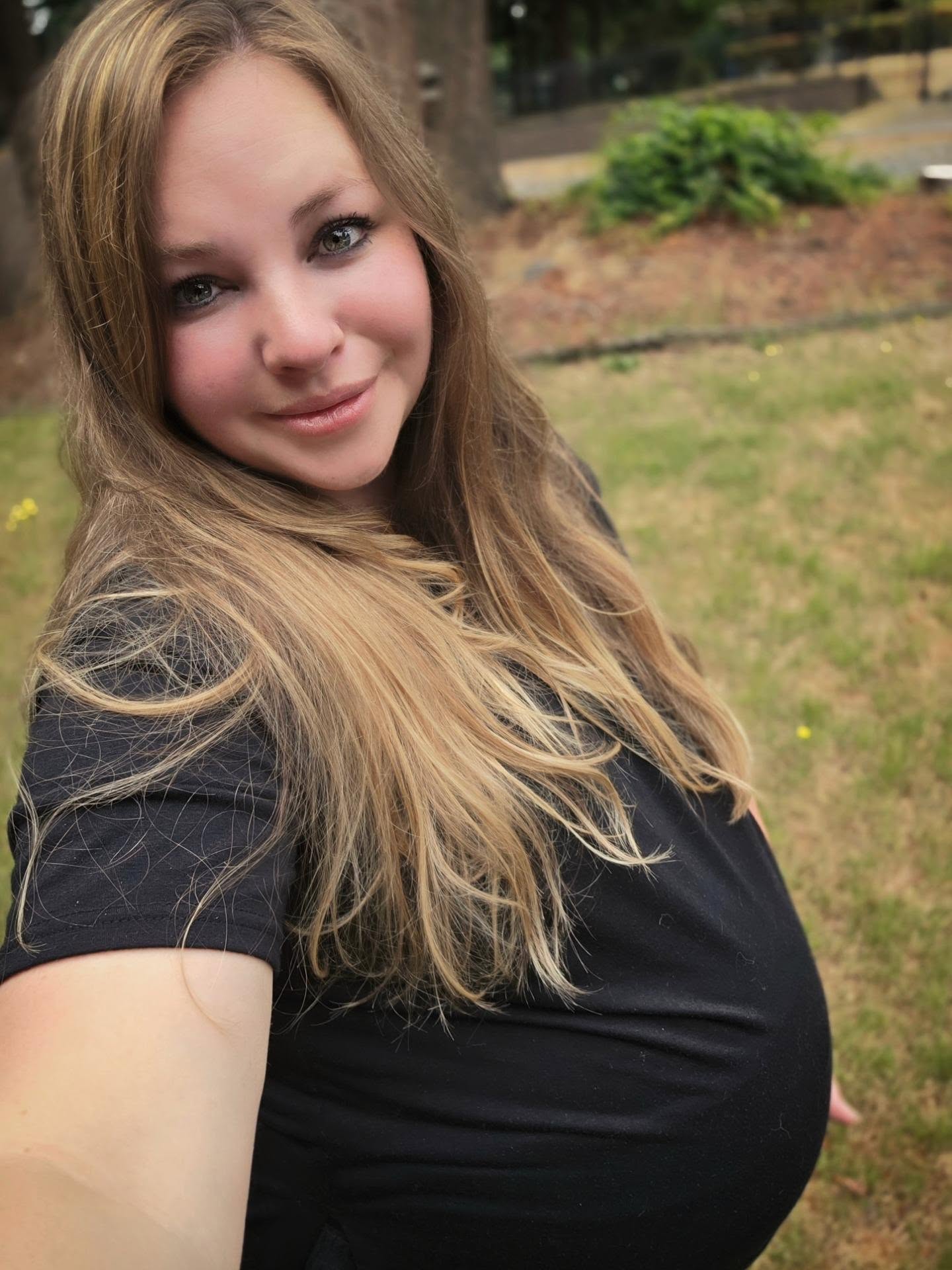 It's officially BABY MONTH! 🤰🩷

It's hard to believe we're finally here. In just a few short weeks, we'll get to meet our sweet baby girl! These last few months have flown by, but we're trying to soak up the few moments we have left (and finish last minute projects!) before our lives change forever and we become a family of three!

Any guesses on when she might make her arrival?