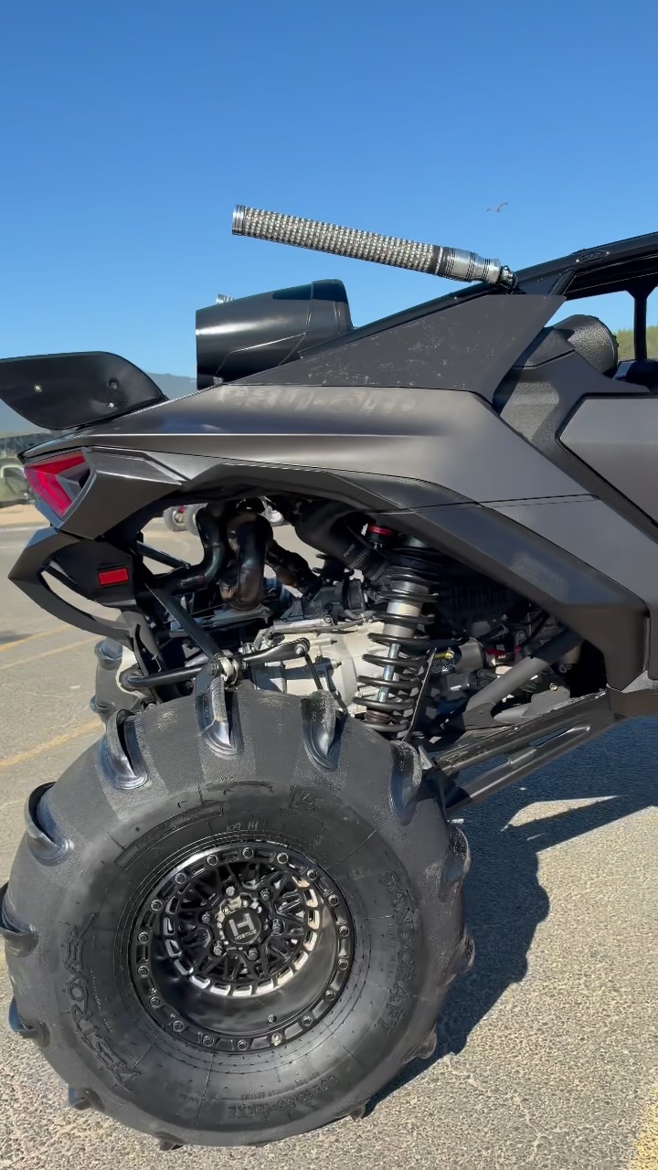 Feels like driving a new car 😎😁👀 #maverickr #canam #4x4 #offroad #dunes