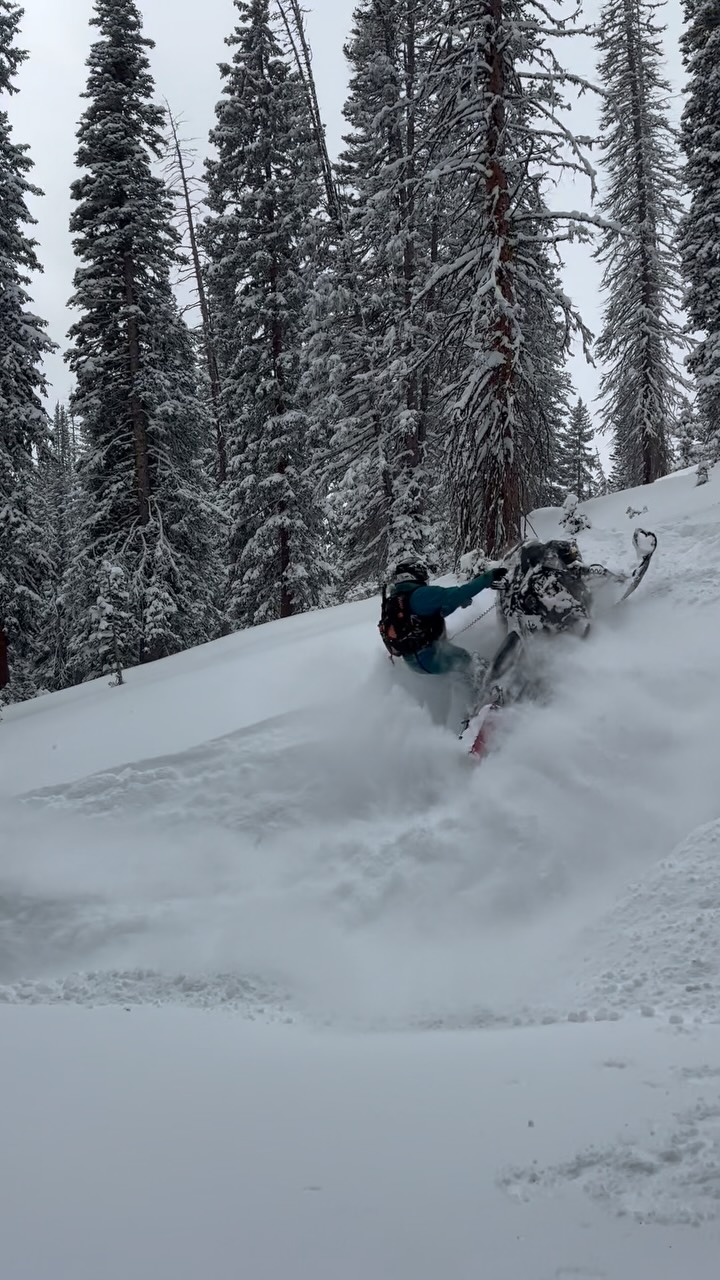 You know.. I hear Chile is nice this time of year. Mornings are getting colder, can’t wait to get back on the snow!

  @deviantink @lynx_snowmobiles @slydog_skis @509inc @oxbowgear @sledheadzzz @sledjunkies @snowridermagazine 

#509ambassador #snowridermagazine #sled #sledhead #fuelingyourpassion