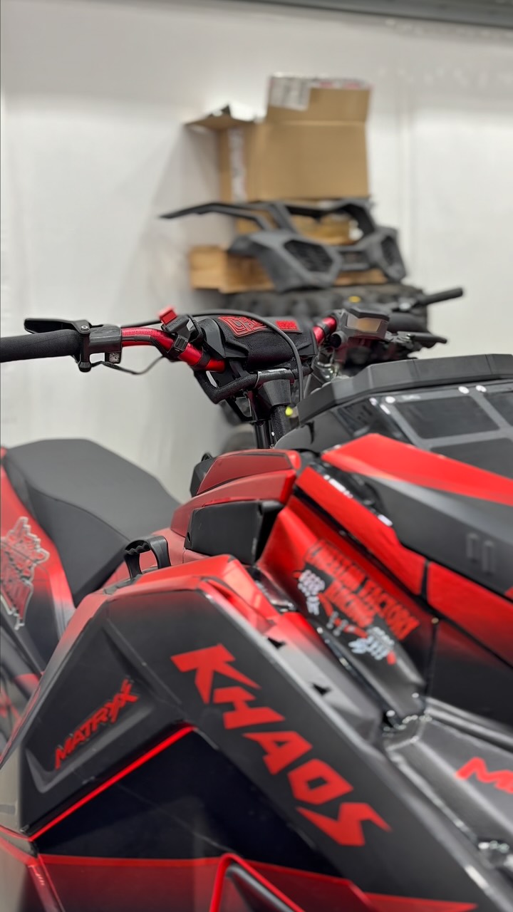 Exactly what this sled needed 👌🤘#CFR #arcticfxgraphics #oxbowgear