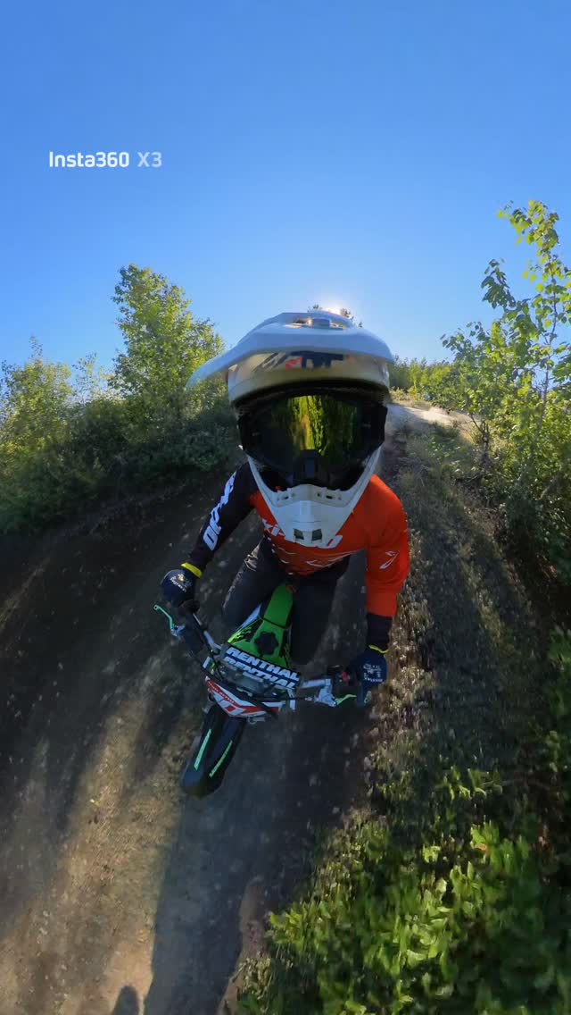 Fun times in the flats 

#bluebirdday 
#alaska 
#dirtbikes