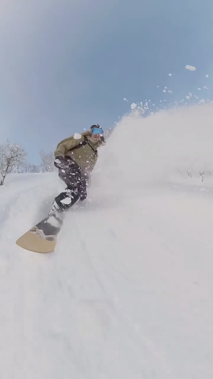 All you can eat Japanese powder buffet 🥢❄️💨
#powsurfing