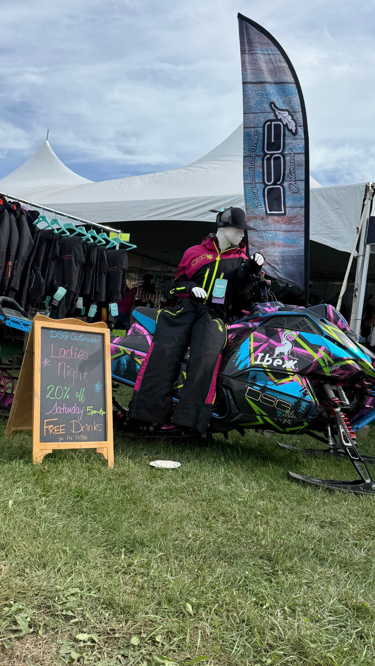 Come on down to the DSG booth tomorrow and Sunday!!!

**Ladies night is Tomorrow from 5-6**

@dsgsnow #doingsomethinggreat #dsgsnow @haydays_grassdrags #kickofftowinter