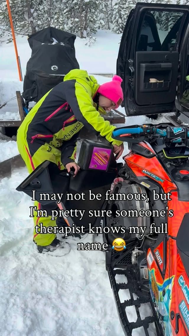 Causing chaos on a snowy mountain near you soon! 
😂💜🫶

#snowmobile #Sled #PnwPowderPuffin #GirlsWhoShred #SledGirl 

@Marlon_products 
@ArcticFXGraphics 
@tempestOptics
@bikemanperformance_snow 

@klotz1959
@AltitudeSickness_911
@skidoo 

@CAproSkis
@backwoodsbmp

@VO_Gloves 
@EvansWaterless
@artworkbysierrawinter 
@pureadrenalinesnow