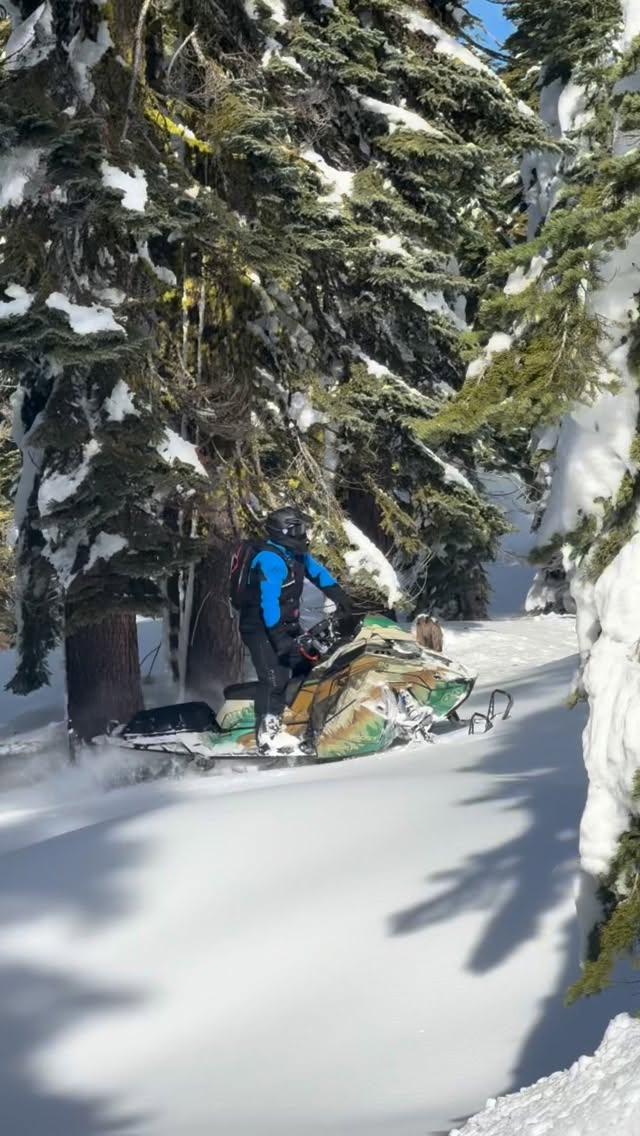 “For every landed trick, there is an equal but opposite non-landed trick.” - Isaac Newton, probably… 🤷🏻‍♂️

@sledsend @andersonpowersportsreno @deviantink @oxbowgear @backwoodsbmp @tempestoptics 

#snowmobiling #winter #mountains #journeyfarther #love
