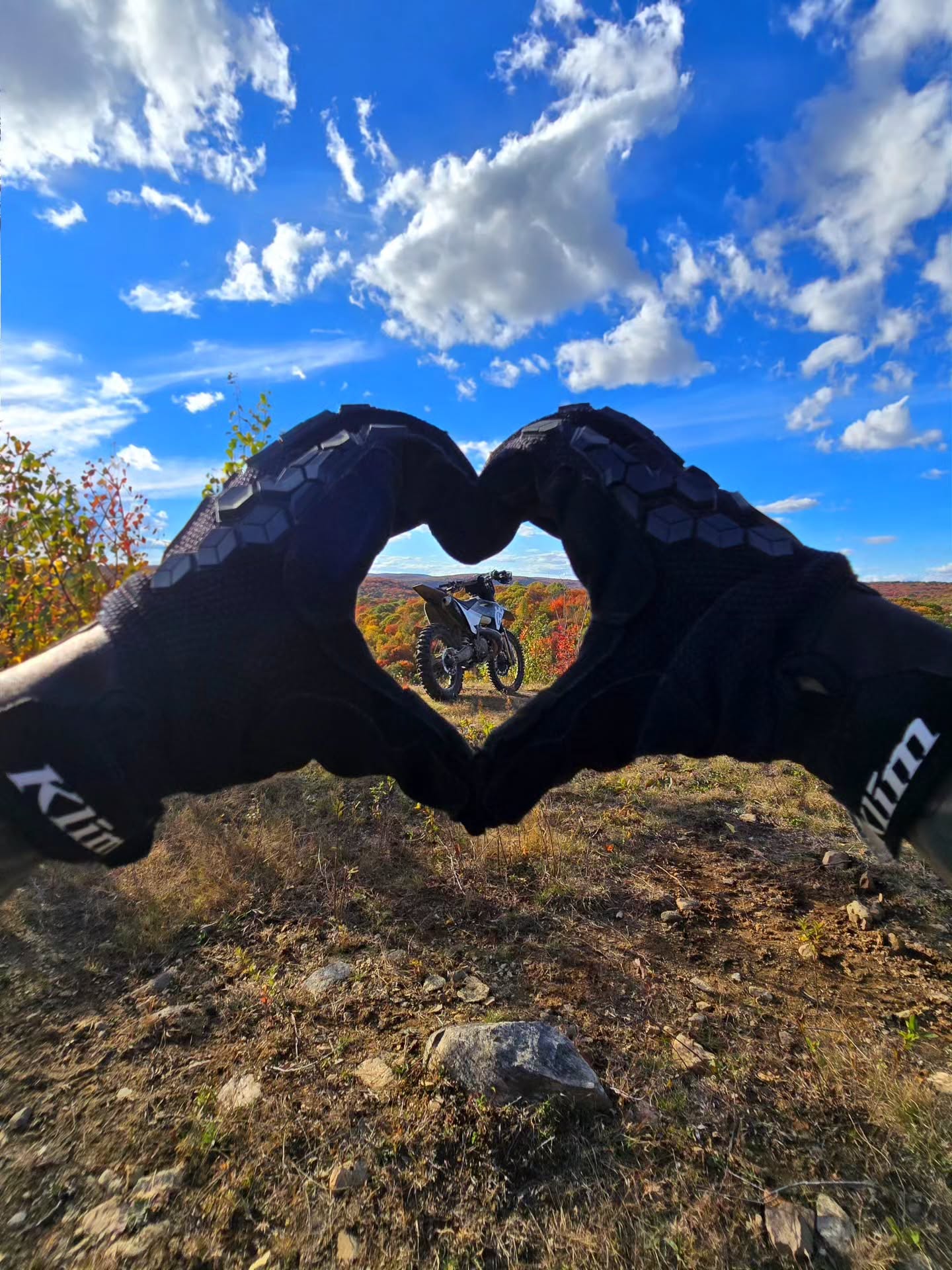 Fall is my favorite. 🫶🏼🍁

@KLIM

#klimlife #klimambassador #Dirtbike #FallRiding