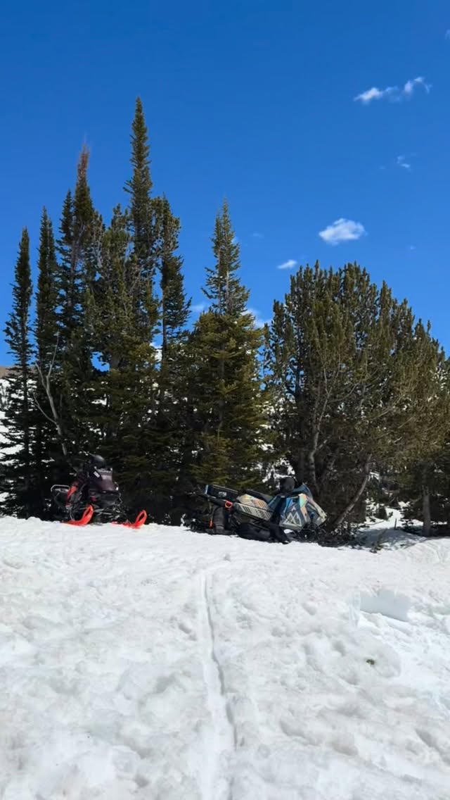 Cooke city sled fest is always the best time! Always love spending time with friends and meeting more! Love seeing everyone send it!!
So glad I could make it out there being 7 months pregnant! Hopefully next year I’ll be able to get out there and hit some jumps with this crew! Till next year! 🔥🤘🏻