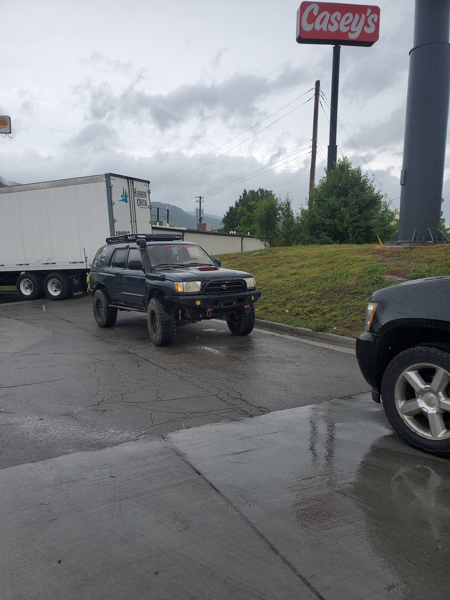 Christine is off to her new home.... so many memories and learning experiences with this little 3rd 4runner! I will miss her 😢