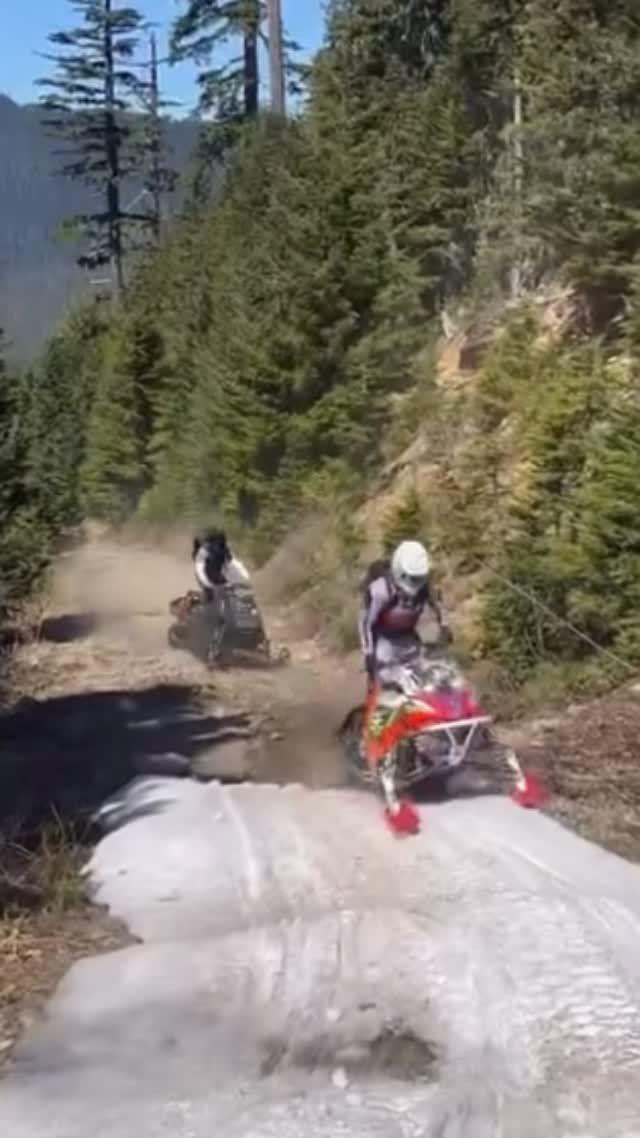 Stoked to get a spring day in down at Baker.  Been a couple years since i've hit any jumps.