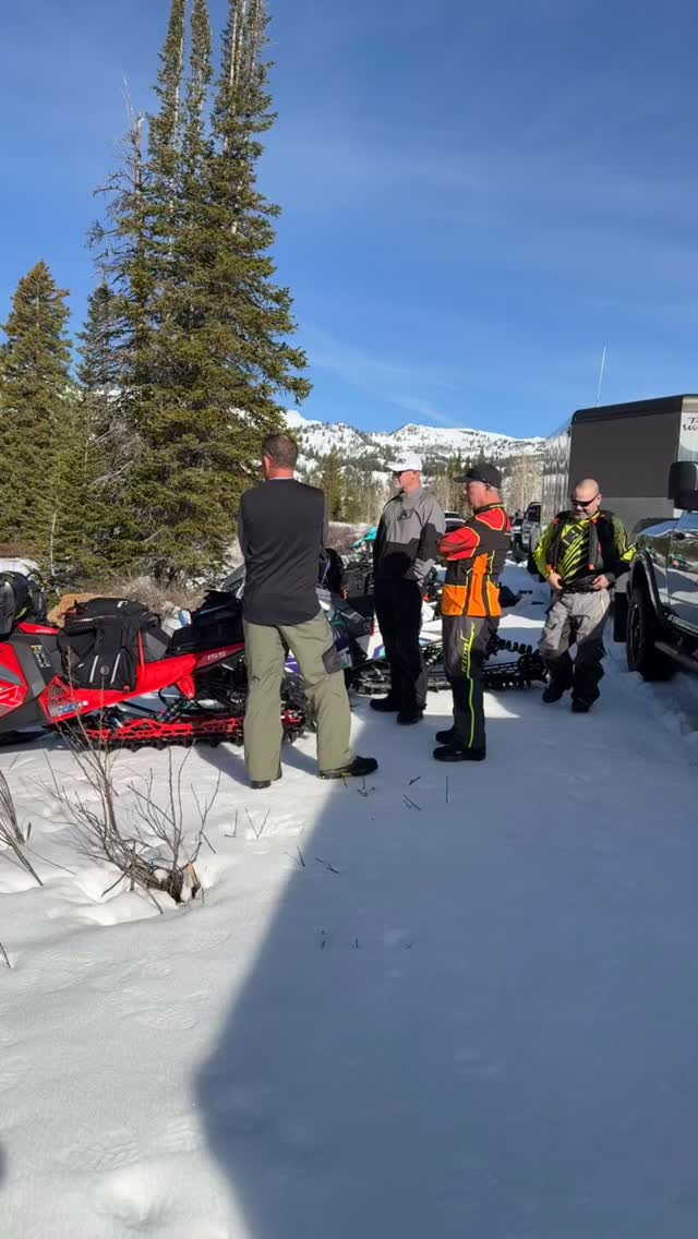 Grateful doesn’t even begin to cover it 🙌

These guys never hesitate to let me tag along on their snowmobile adventures—and somehow always manage to push me just enough out of my comfort zone while cheering me on the whole way. The coaching, the encouragement, the laughs… it all makes every ride unforgettable.

Yesterday was no exception. Blue skies, perfect conditions, and the best crew to share it with. And riding in MAY?! After the snow season we’ve had, I definitely wasn’t expecting that—but I’m not complaining 😎❄️

Good days, great people, and memories I won’t forget anytime soon. 🤍