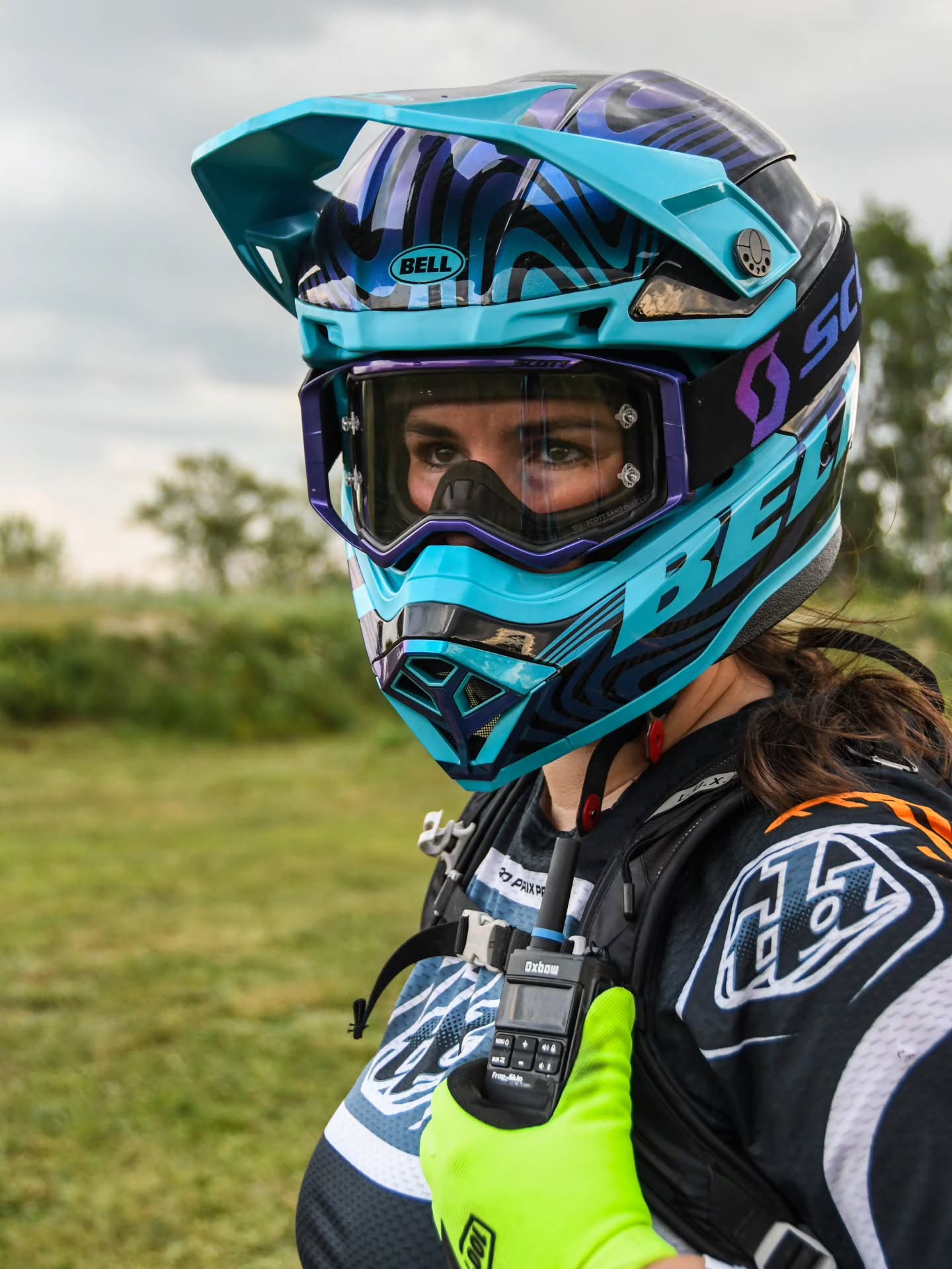 Stay strapped 👊

@oxbowgear 

#oxbowgear #oxbowradios #journeyfarther #communication #backcountry
