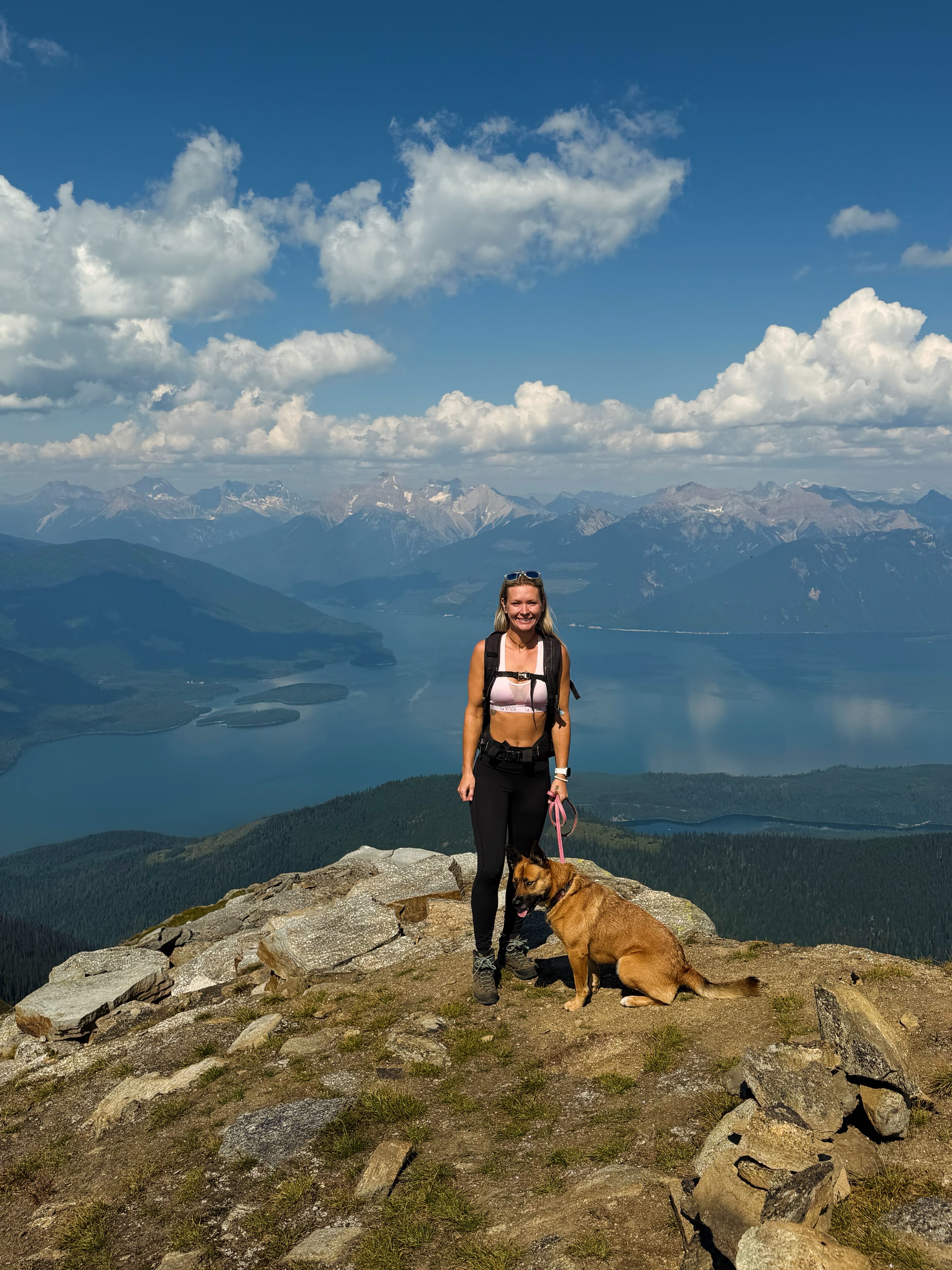 To quote Megs… just back here smiling. 

#homesweethome #girlsday #mybackyard #furbaby