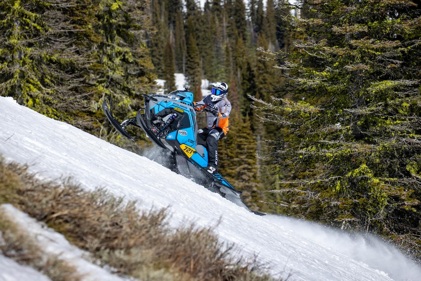 Round 3 in books of @racermsha Racing at @tamarackresort time to prep to be back here next weekend for final round 4! 

📸 @expressive_medias 

@klim
@woodys_traction 
@freshies_built