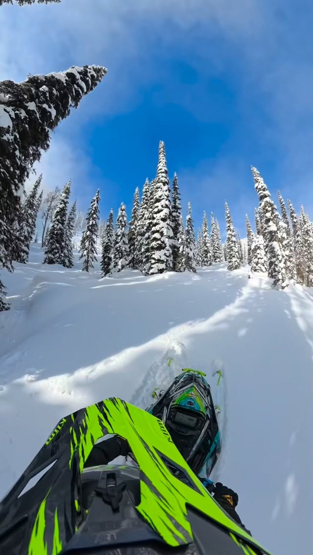 Love those pow lines in the sunshine 🌞. Great day with a great crew!

Sled:
@polarissnow 23’ Boost 165
@deviantink Tenzing Holographic Wrap 
@push_industries Titanium Muffler
@chrisburandt211 310 Track 
@zbroz_racing Rear Bumper
@zbroz_racing HD Springs
@3d_logik Adjustable Brake Lever 
@seinenracingproducts P85 Kit
@seinenracingproducts Clutch Kit
@tkicnc 9” Rear Wheel Kit
@trsperformance Powerflow Air Valve @rpm_powersports Silicone Couplers @cvcustoms.snow Lightweight E-Start
@backwoodsbmp Front Bumper
@3d_logik Ribkage Intake 
@len_performance Front Shocks
@kyber.one Throttle Block

Gear:
@klim Helmet & Boots
@freerider_filmz Gloves
@peakouterwear Monosuit
@tempestoptics Goggles
@backcountryaccess Avy Gear
@oxbowgear Radio

Other Honourable Mentions:
@cobrapullcords 
@ridefastcompany 

#snowmobiling #sledding #braap #lenperformance #ridelen