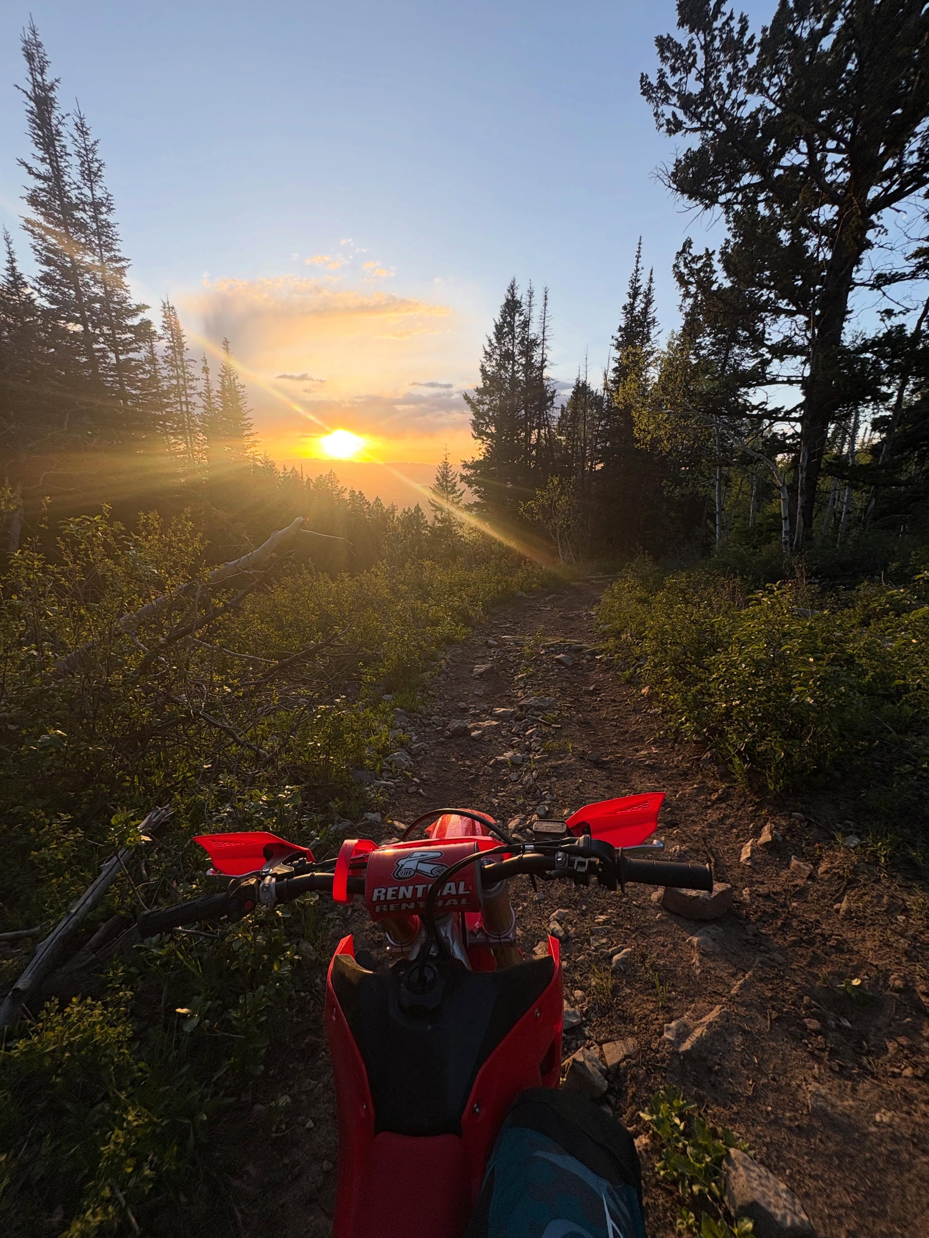 Turns out I can post something besides snowmobiles every once in a while 🤙

#utah 
#dirtbikes 
#work 
#mountains 
#gym