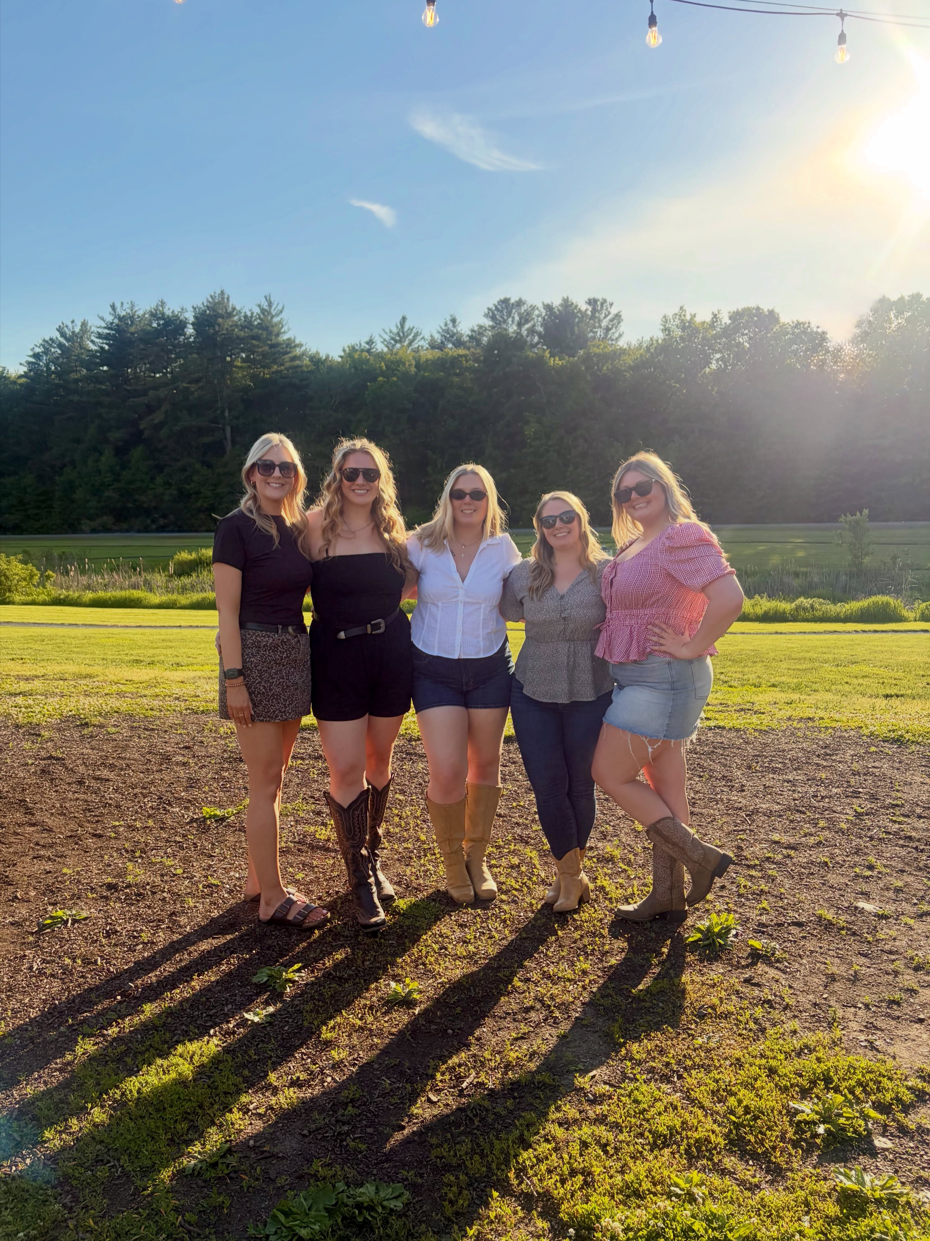 Plot twist… Traded my sled for sunshine for a little while ☀️🤠
