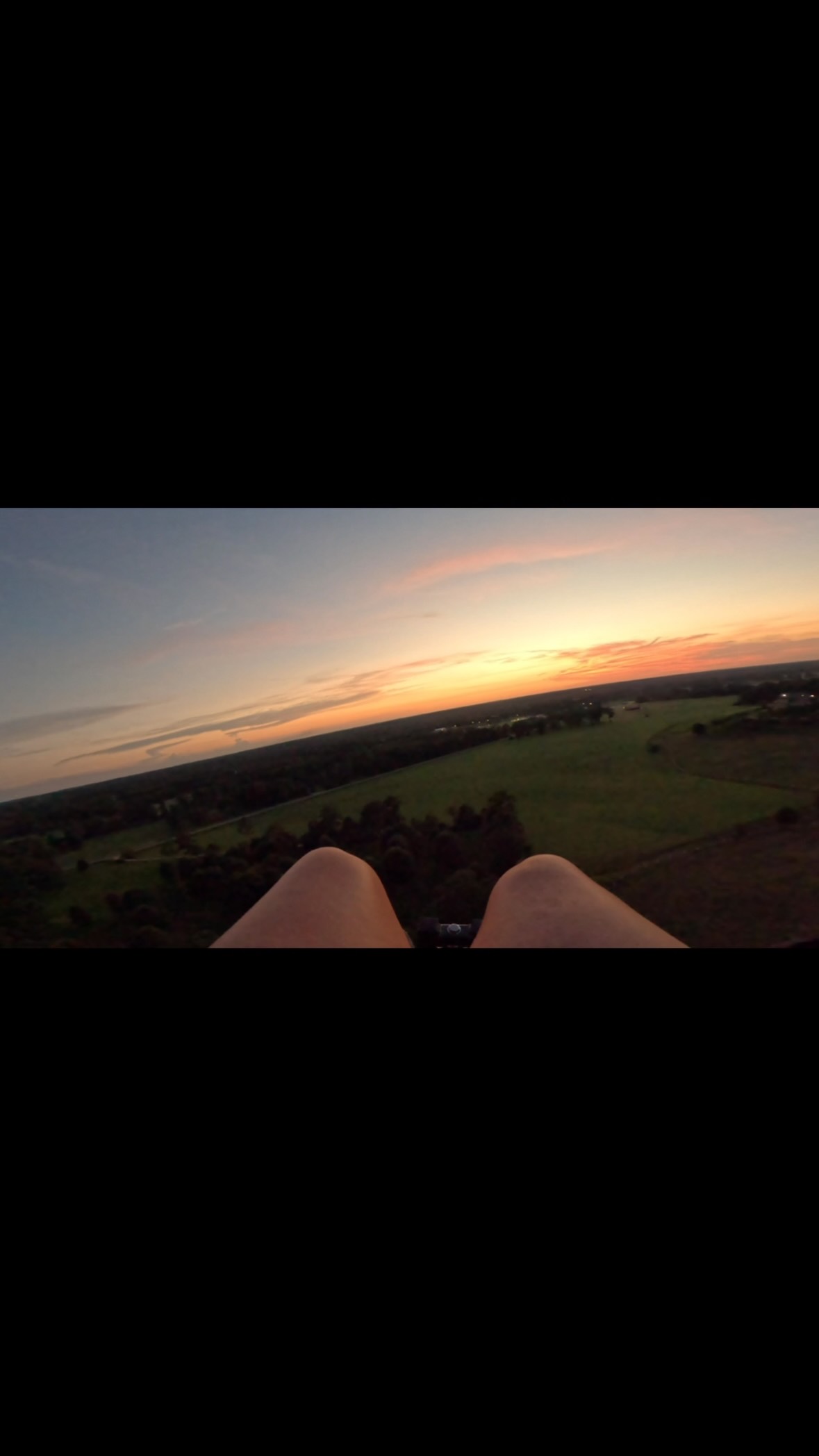 learned to paramotor in 5 days!! what an exhilarating feeling.. 

#paramotor #fly #pilot #sunset #adrenaline