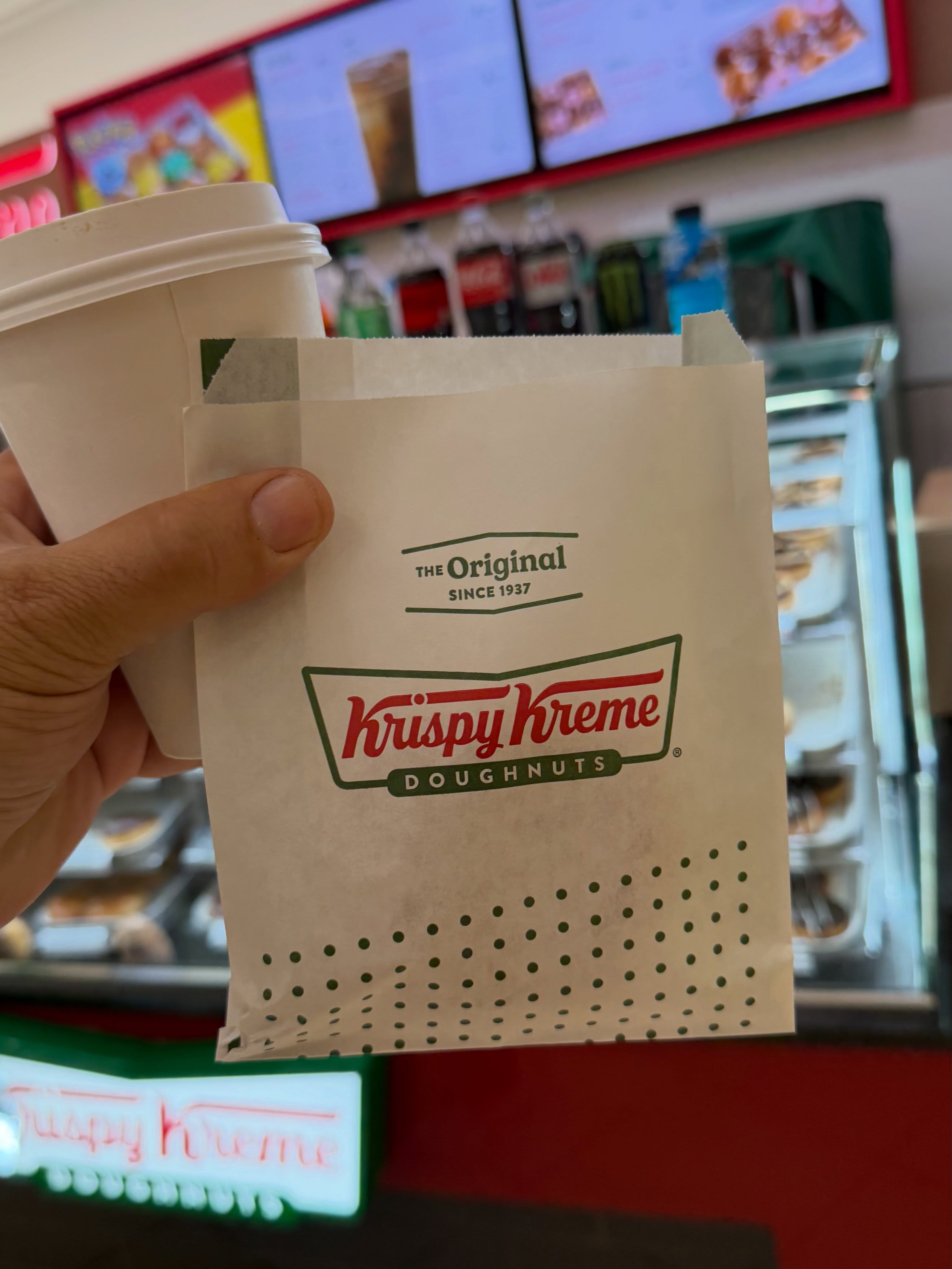 A little travel treat? Yes please :-). Do you guys have a favorite must have travel treat if you see it you have to stop?
