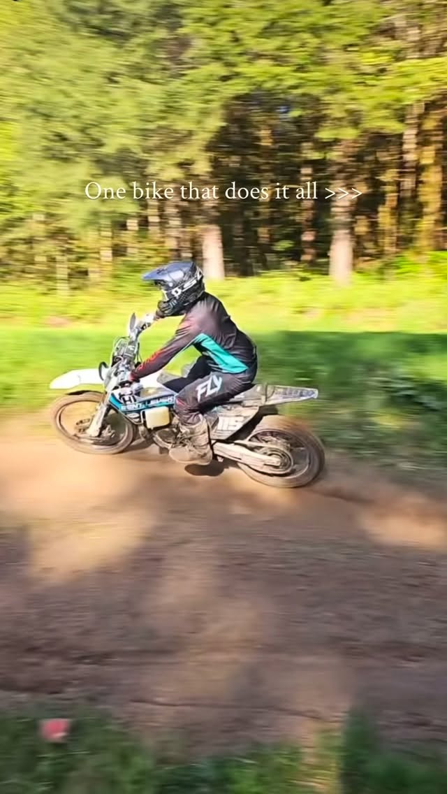 Only sometimes I wanna go just a little bit faster🤣

#TeamMotoSport @motosportinc #P3Protected @p3carbon @astra_offroad @nsxfactor @dirtunitedraceteam #TE300