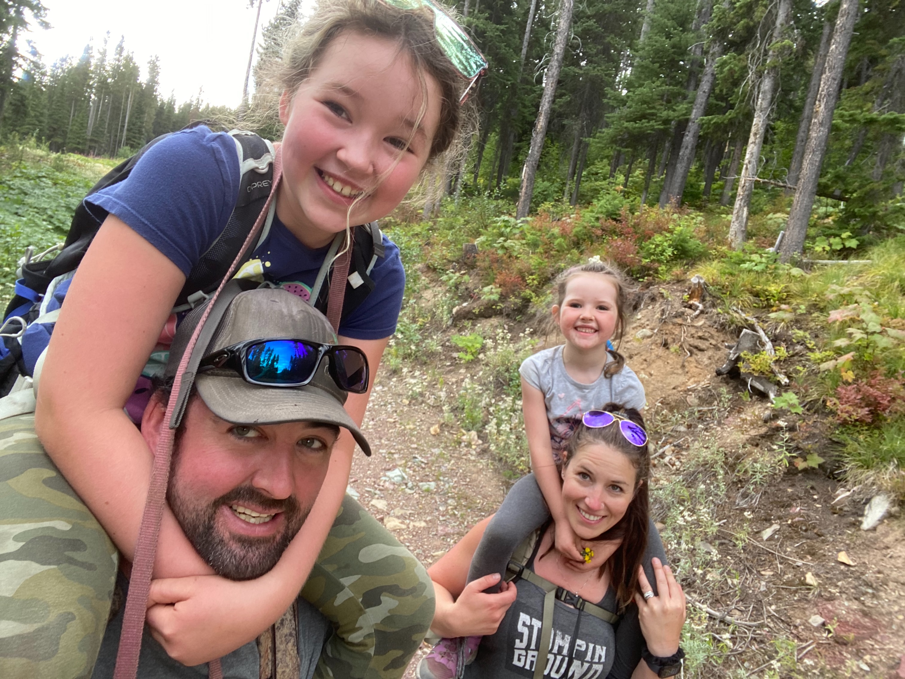 Happy Father’s day @skinnear112 ! Thank you for all that you do for our girls. We can’t wait for more mountain tops, shoulder rides, fishing trips and Cuddles.