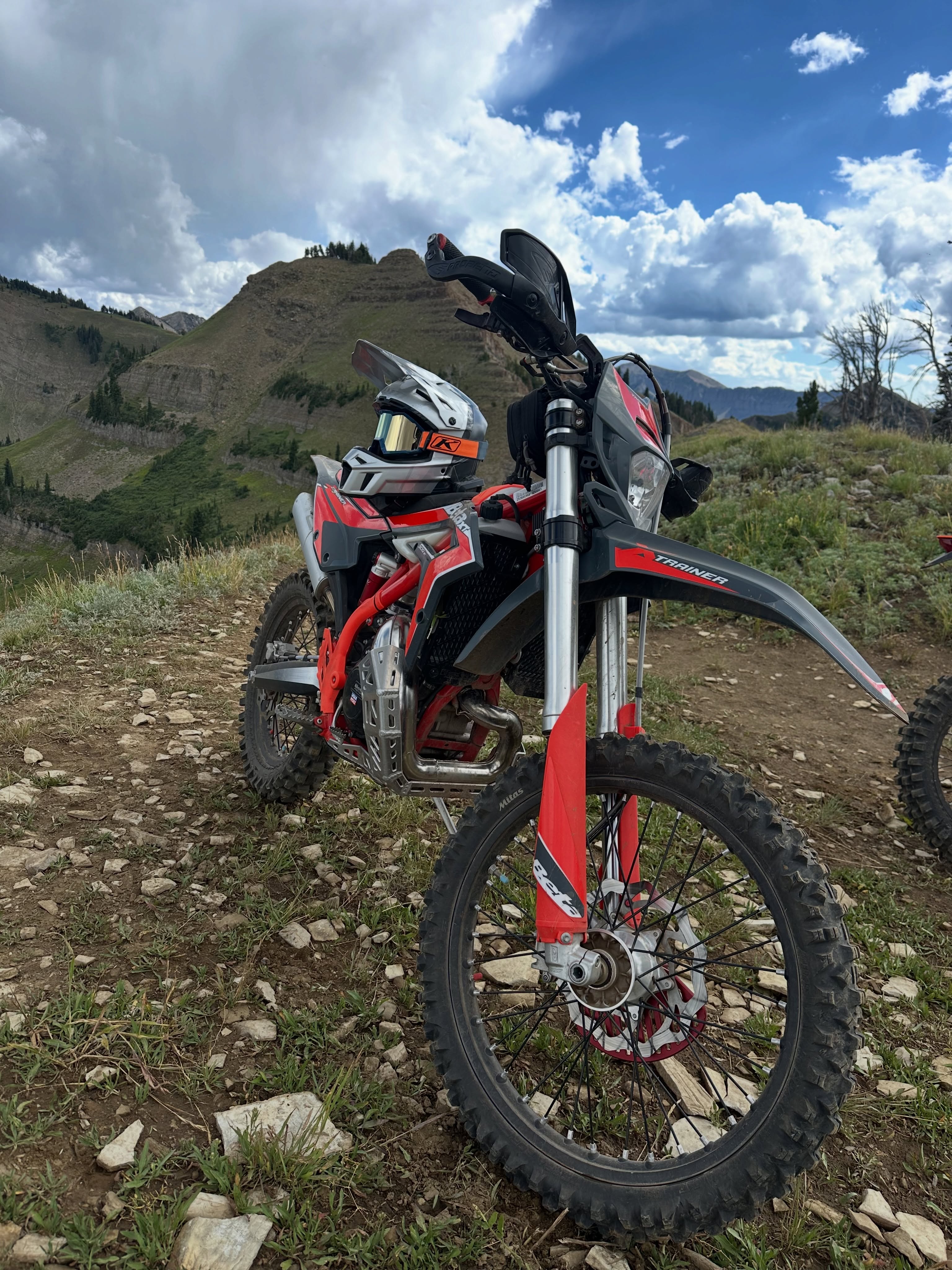 Man I love the mountains ❤️
@klimmotorcycle